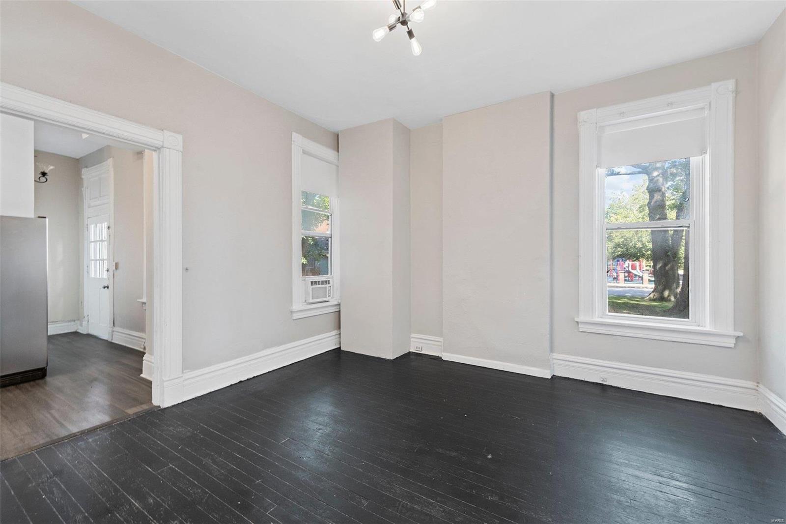 St Louis Commons Add - Residential Income