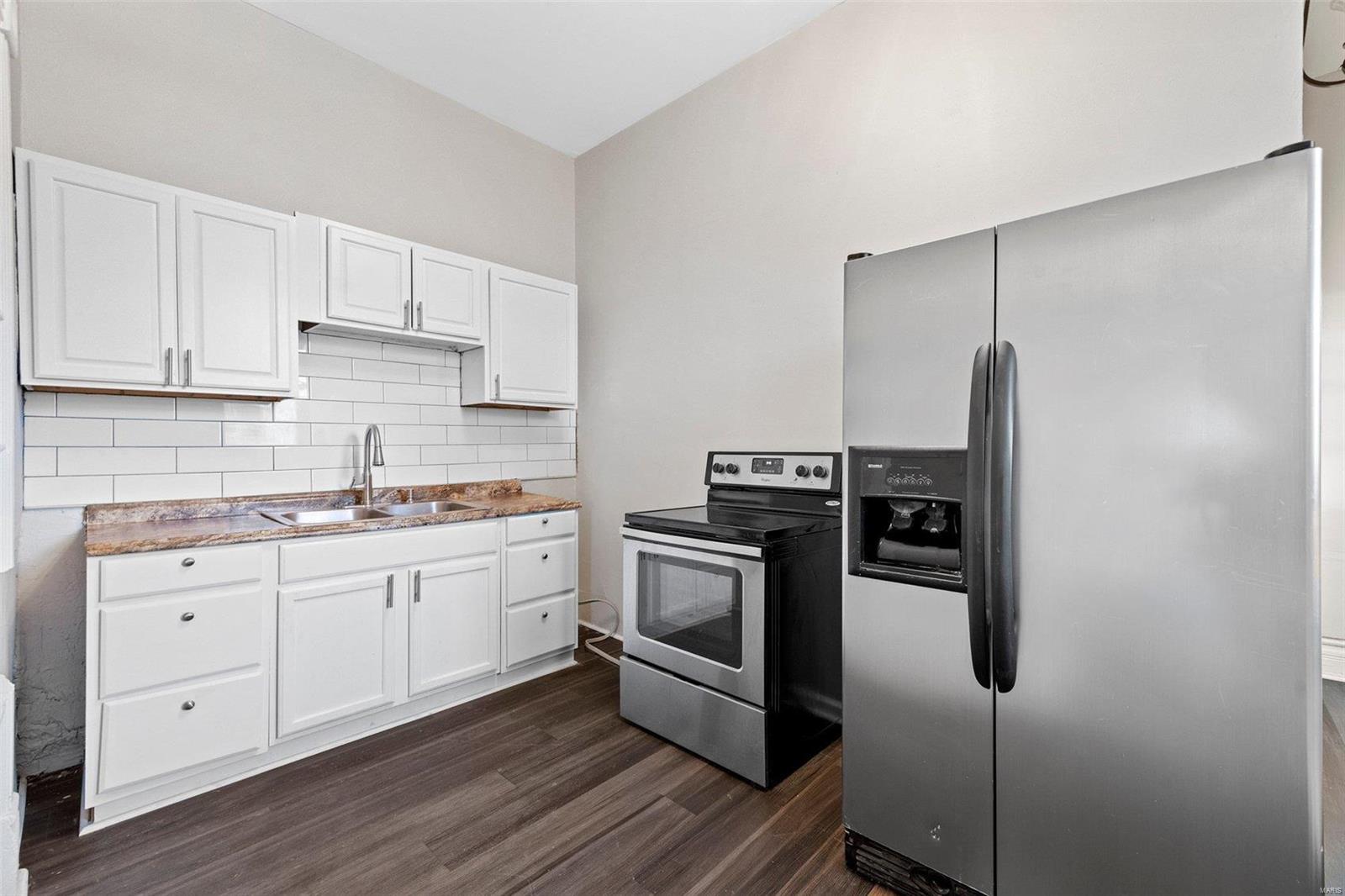 St Louis Commons Add - Residential Income
