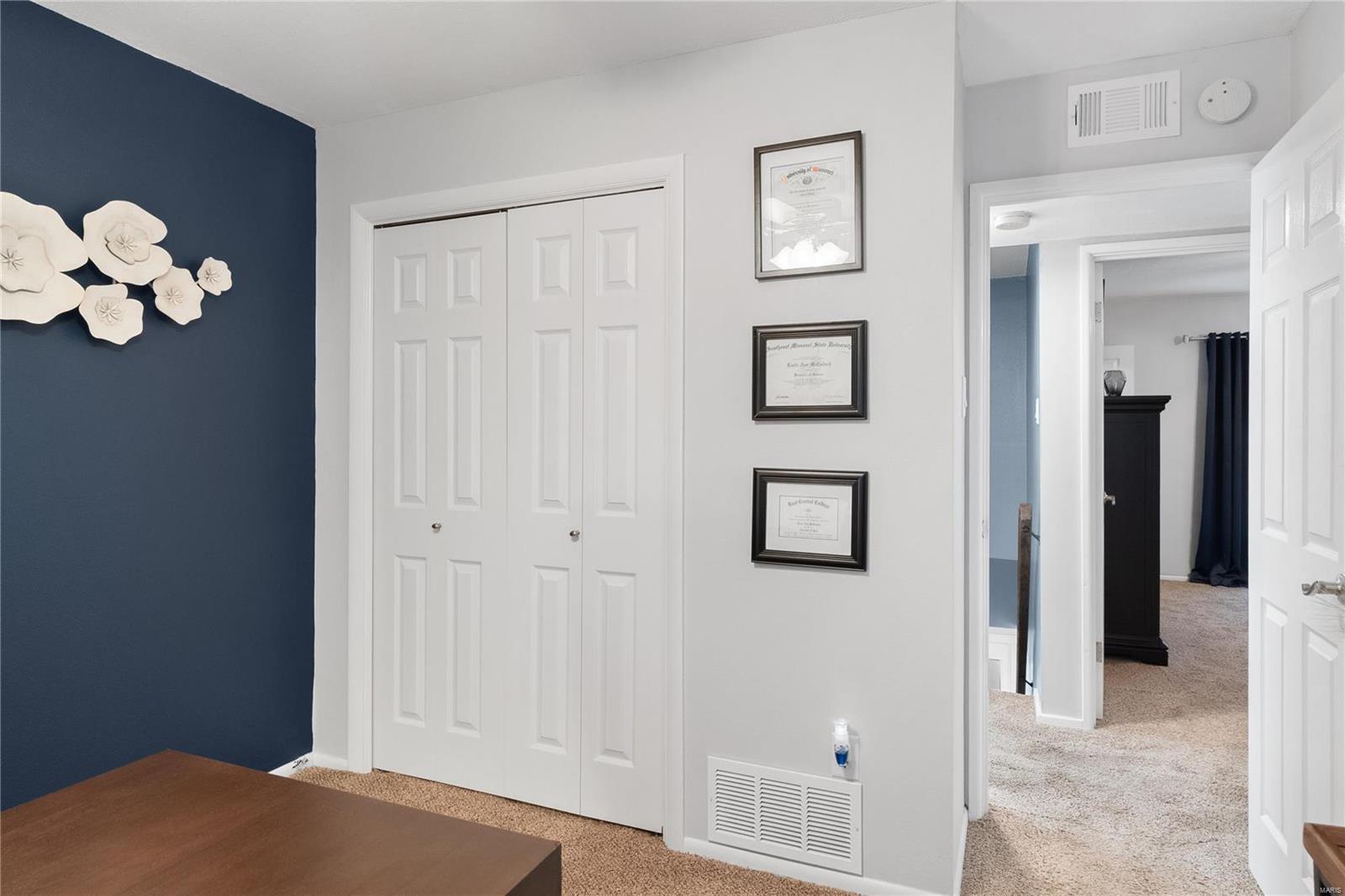 Beau Jardin Twnhms A Condo - Residential