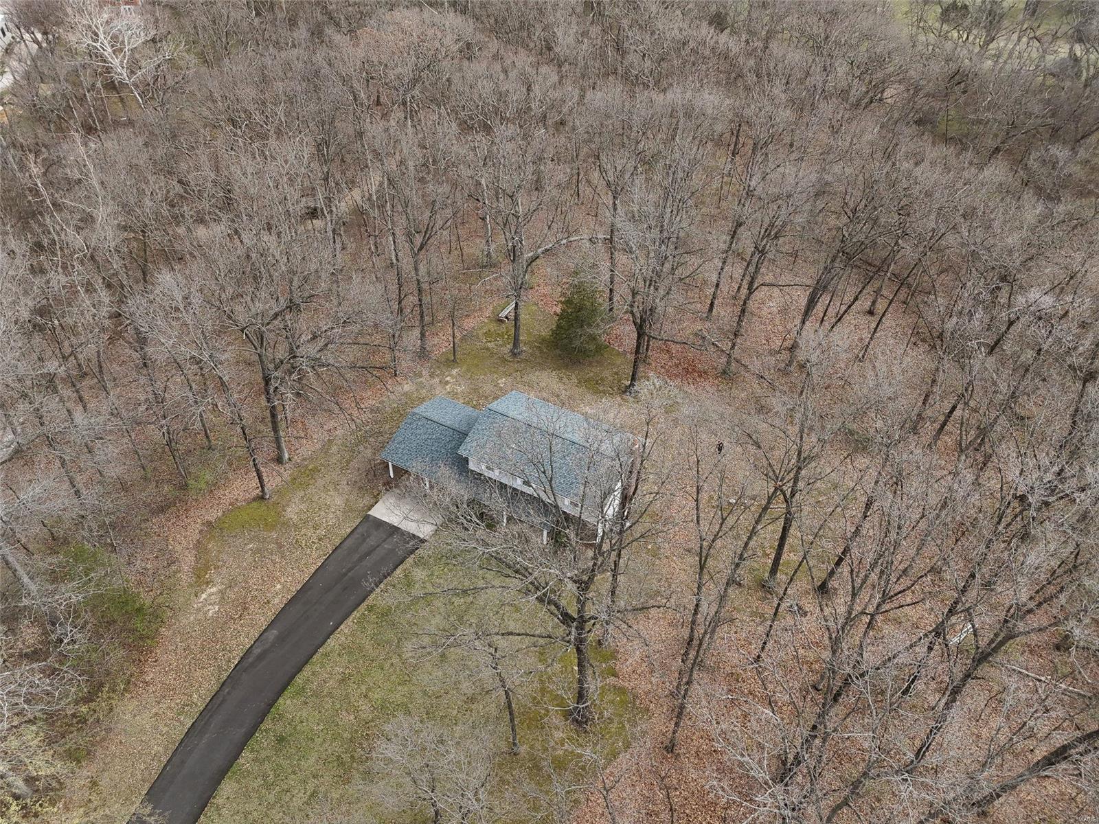 O'Fallon, Missouri 63366, United States, 4 Bedrooms Bedrooms, ,3 BathroomsBathrooms,Residential,Pending,91956