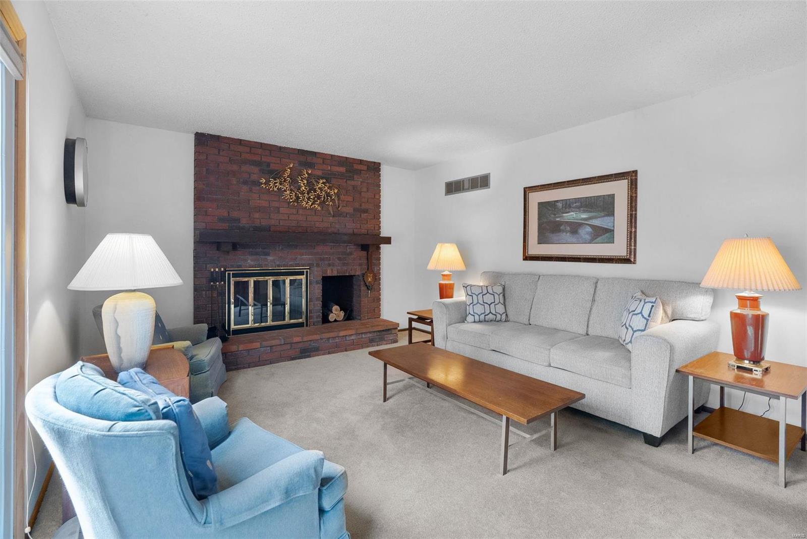 O'Fallon, Missouri 63366, United States, 4 Bedrooms Bedrooms, ,3 BathroomsBathrooms,Residential,Pending,91956