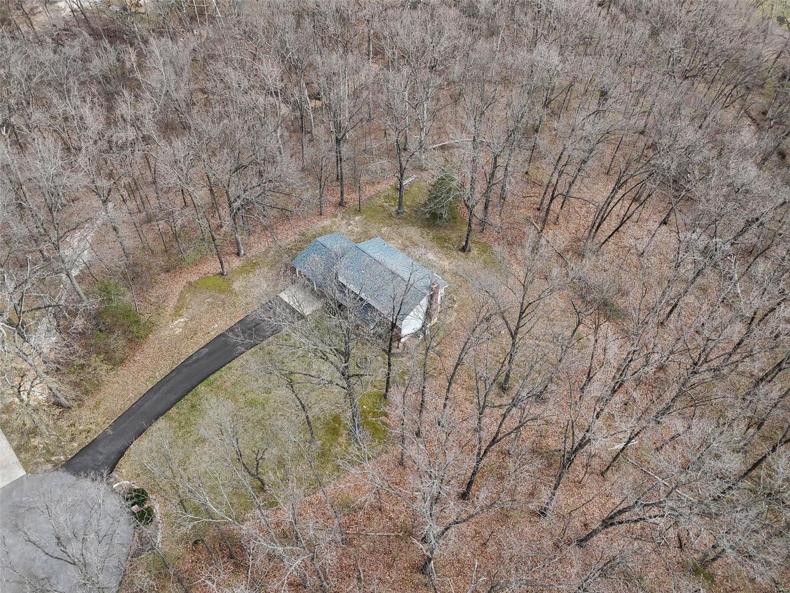 O'Fallon, Missouri 63366, United States, 4 Bedrooms Bedrooms, ,3 BathroomsBathrooms,Residential,Pending,91956