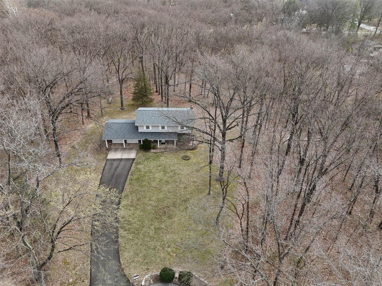 O'Fallon, Missouri 63366, United States, 4 Bedrooms Bedrooms, ,3 BathroomsBathrooms,Residential,Pending,91956