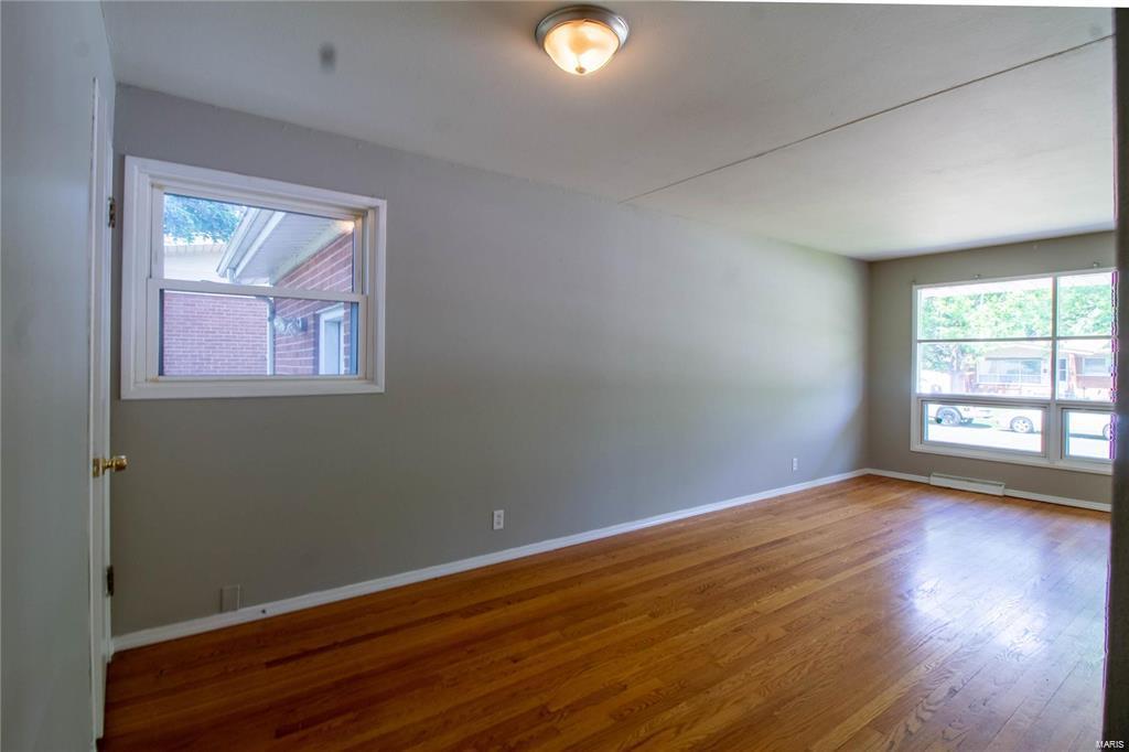 St Louis, Missouri 63136, United States, 3 Bedrooms Bedrooms, ,2 BathroomsBathrooms,Residential,Pending,90737