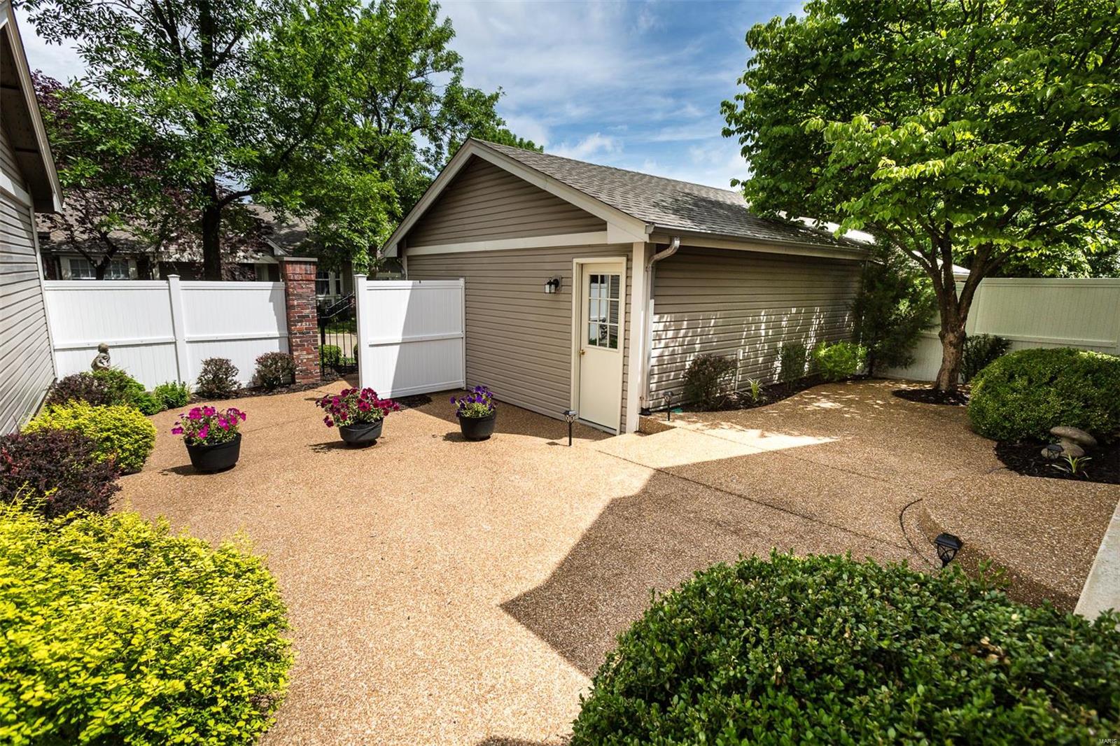 Villages At Baxter Ridge Six Condo - Residential