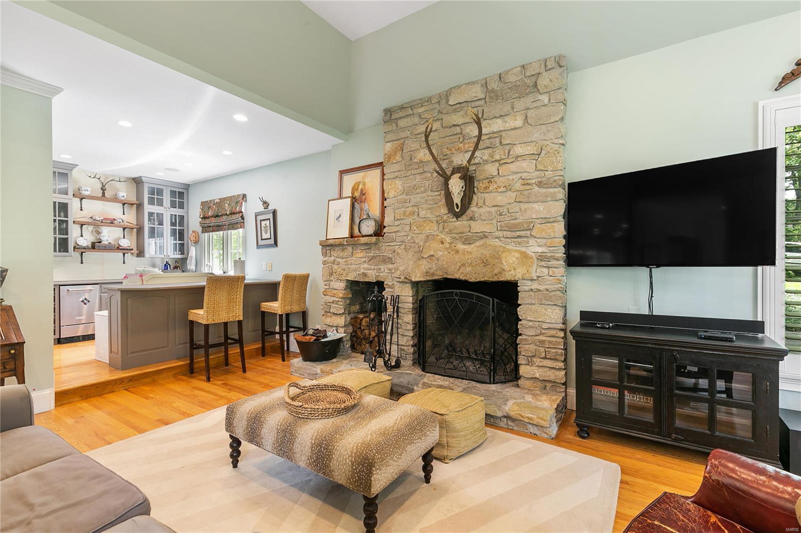 West Geyer Lane - Residential