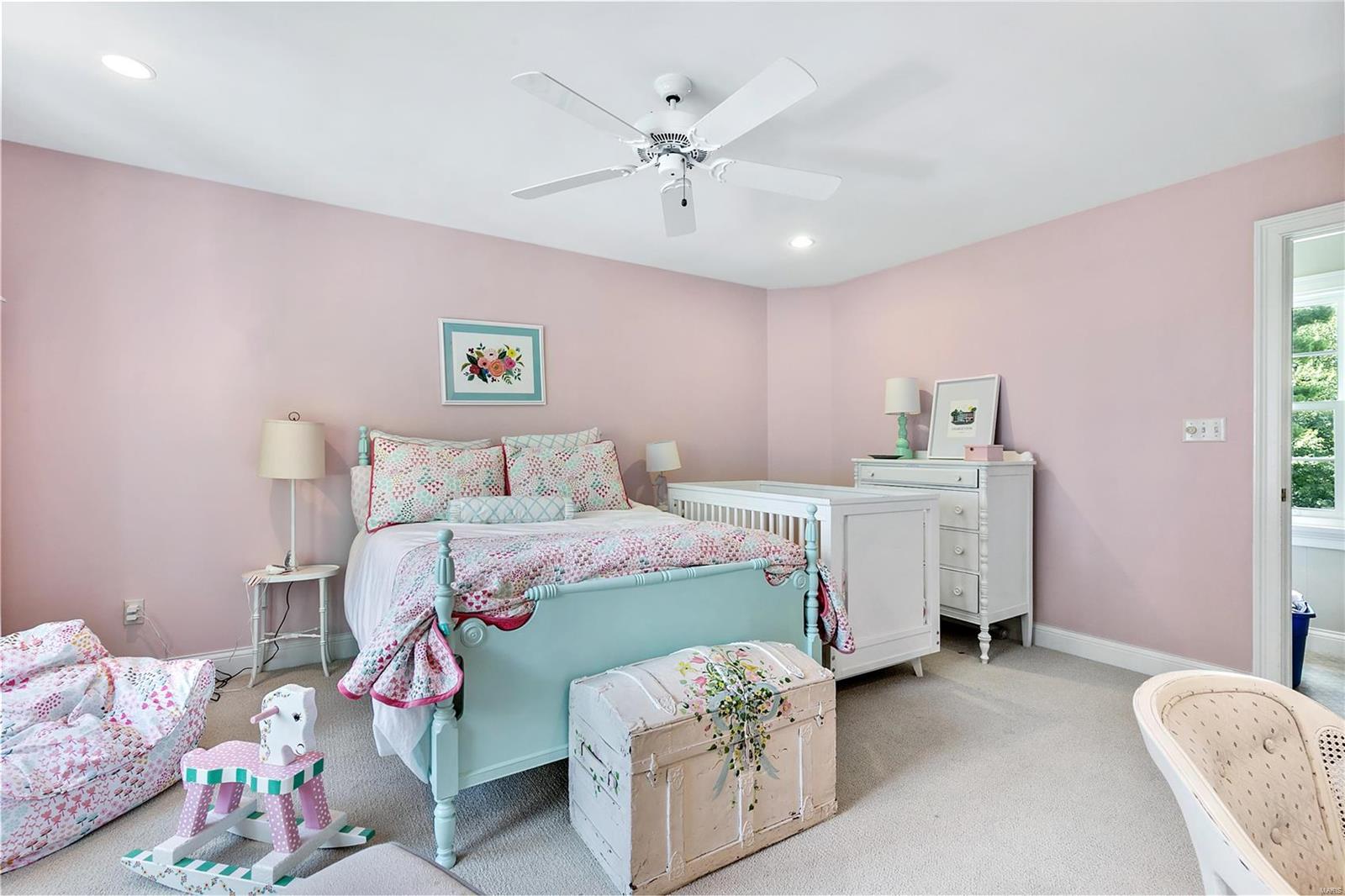 West Geyer Lane - Residential