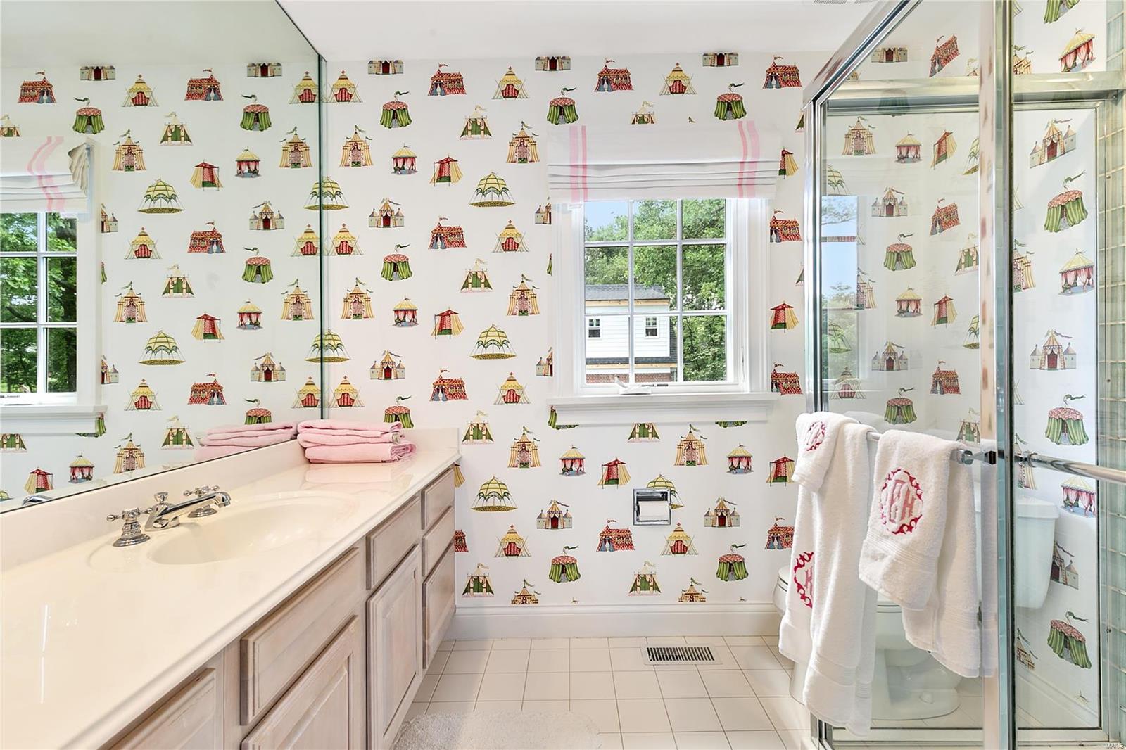 West Geyer Lane - Residential