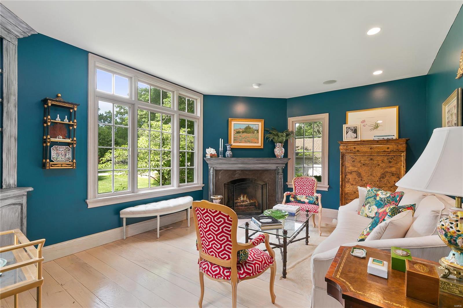 West Geyer Lane - Residential