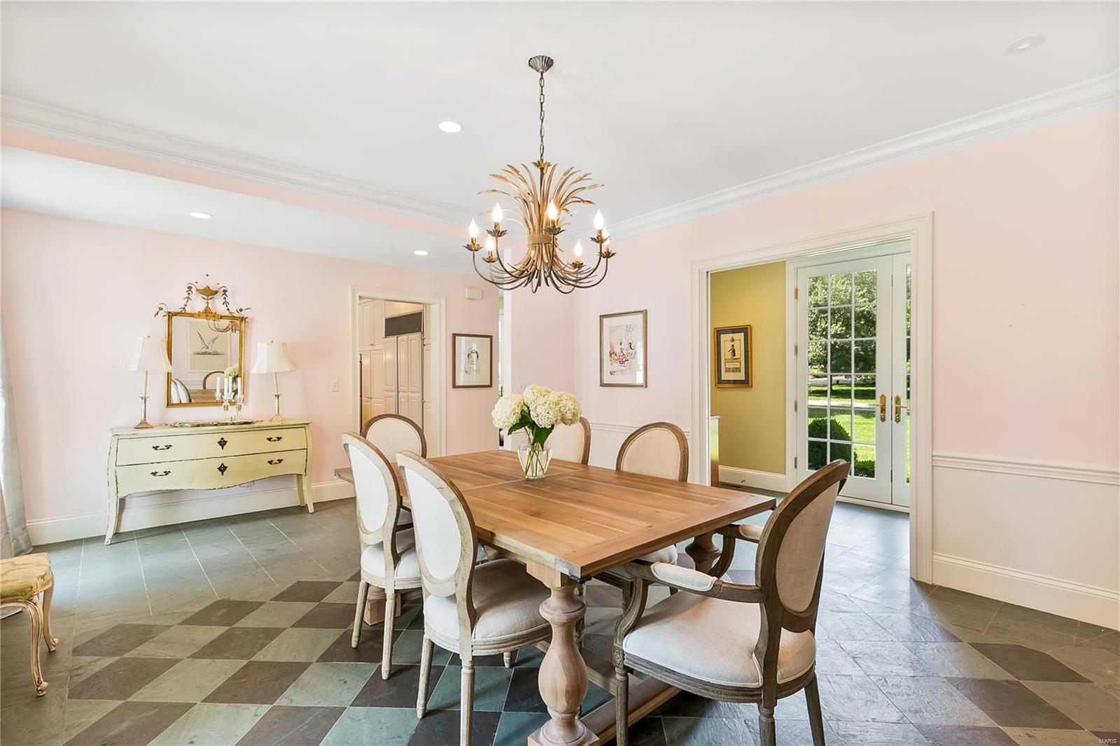 West Geyer Lane - Residential