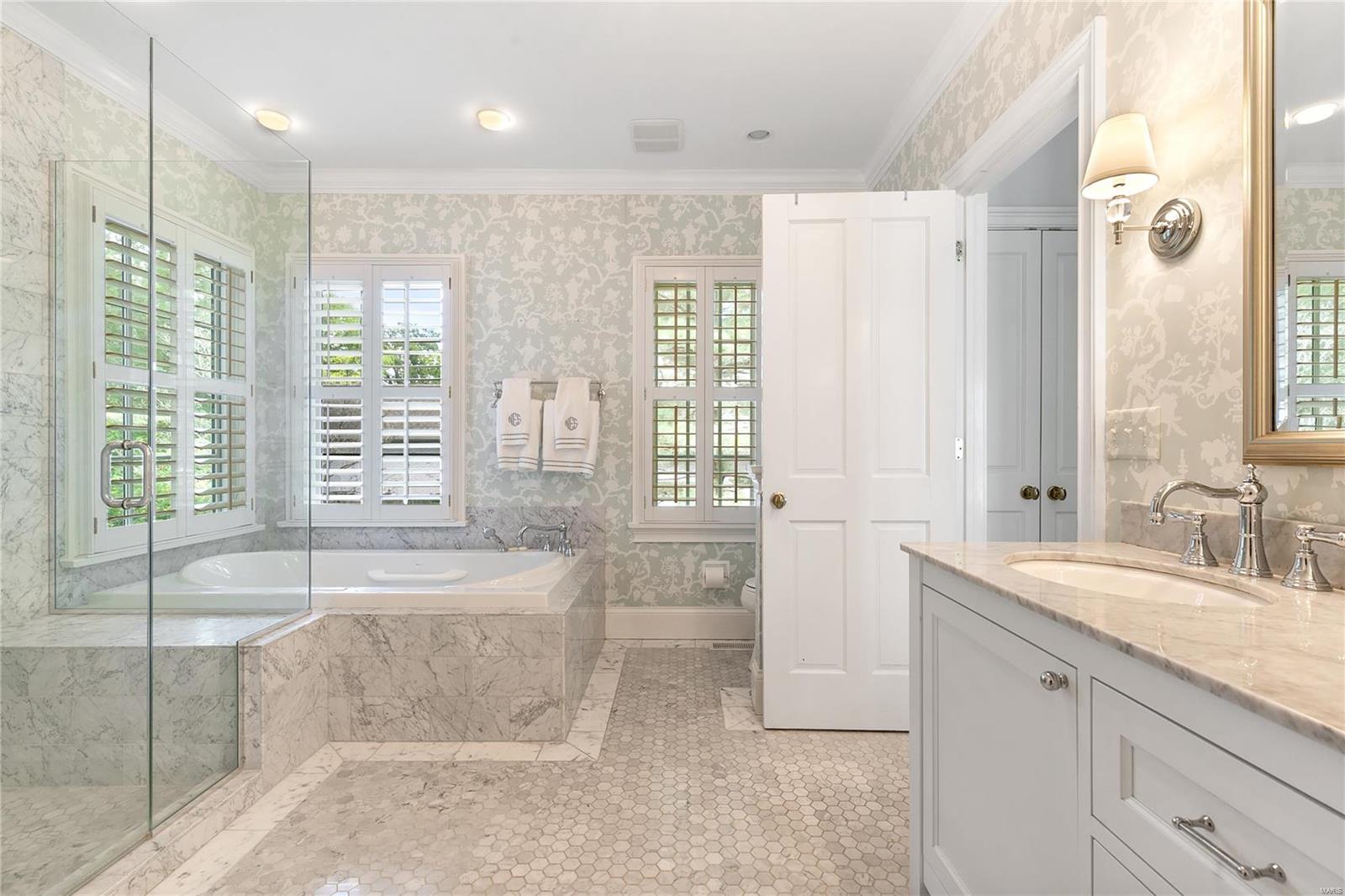 West Geyer Lane - Residential