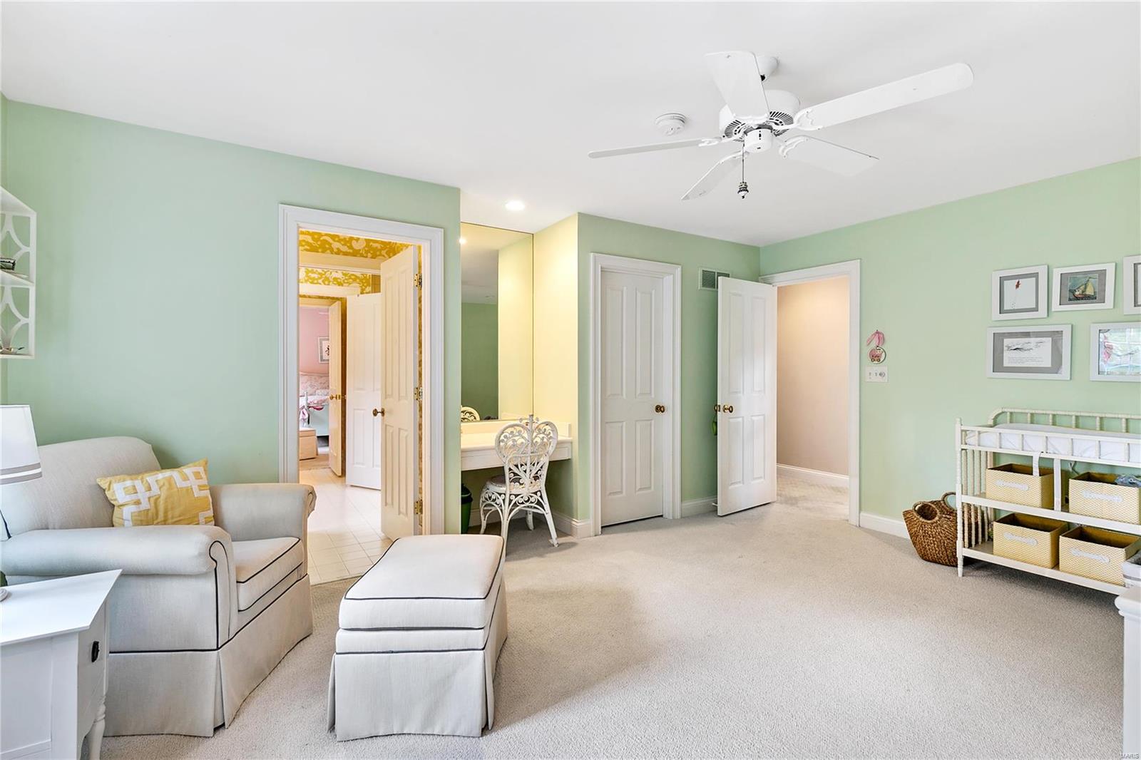 West Geyer Lane - Residential