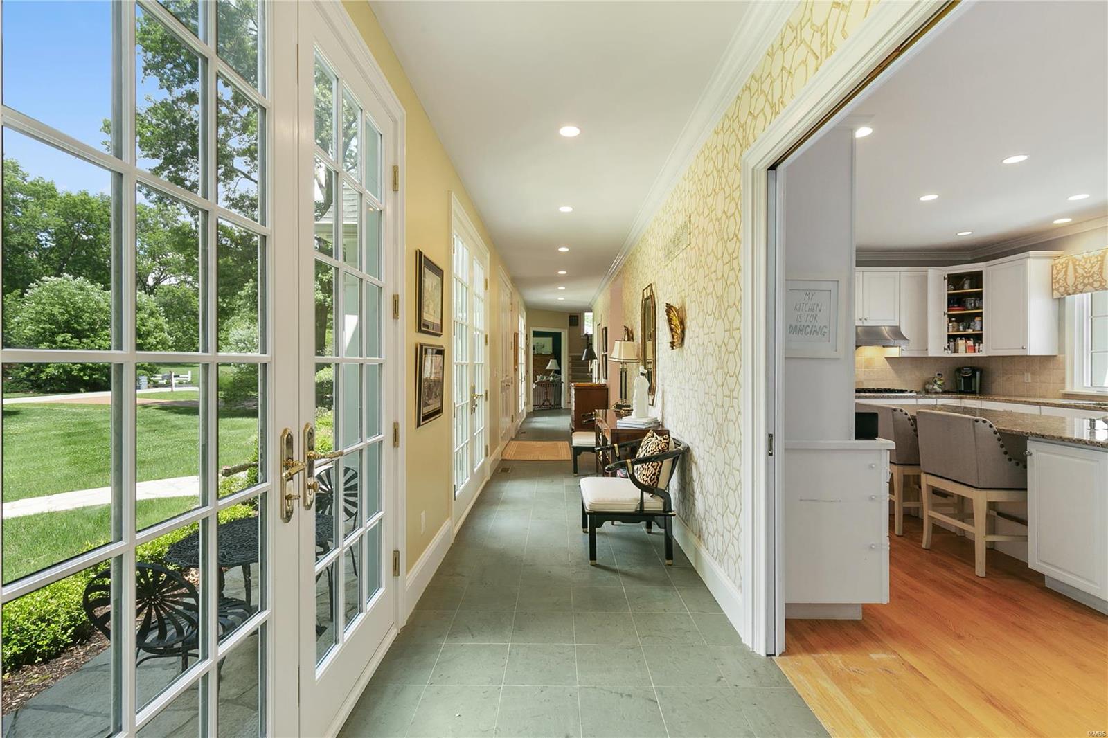 West Geyer Lane - Residential