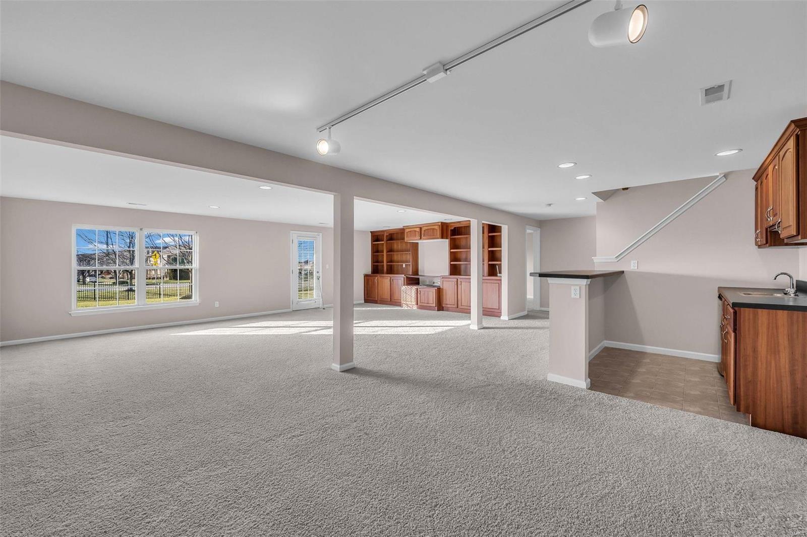 St Peters, Missouri 63376, United States, 3 Bedrooms Bedrooms, ,3 BathroomsBathrooms,Residential,Pending,16683