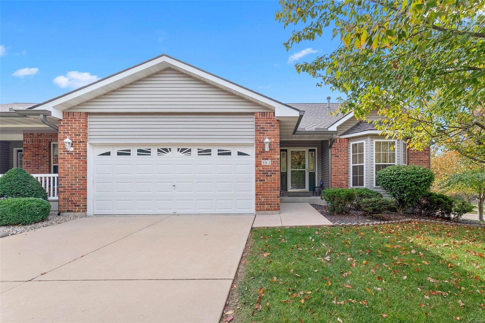 St Peters, Missouri 63376, United States, 3 Bedrooms Bedrooms, ,3 BathroomsBathrooms,Residential,Pending,16683