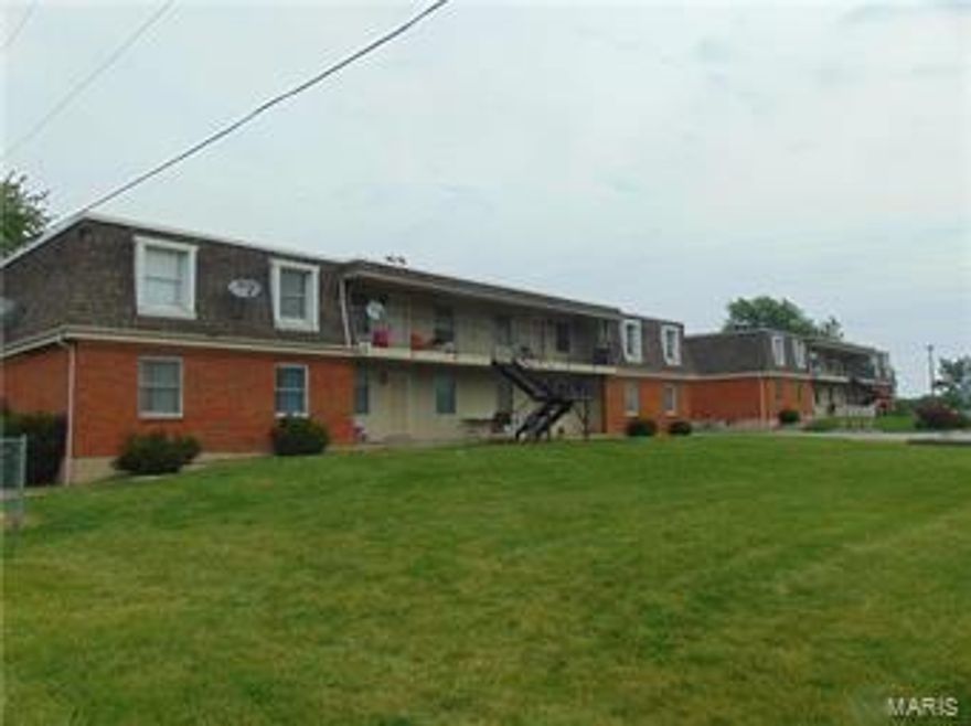 32 Unit Apartment Complex in Wright City!  3 buildings on 1.95 +/- acres, approx .88 acre open-perfect spot for an additional building zoned multi-family! 16 studios-$375/month, 8-1 BR-$500/month, 8-2 BR-$575/month, units are all electric, each unit has a refrigerator and stove, coin operated laundry facility on premises, $40,469/unit