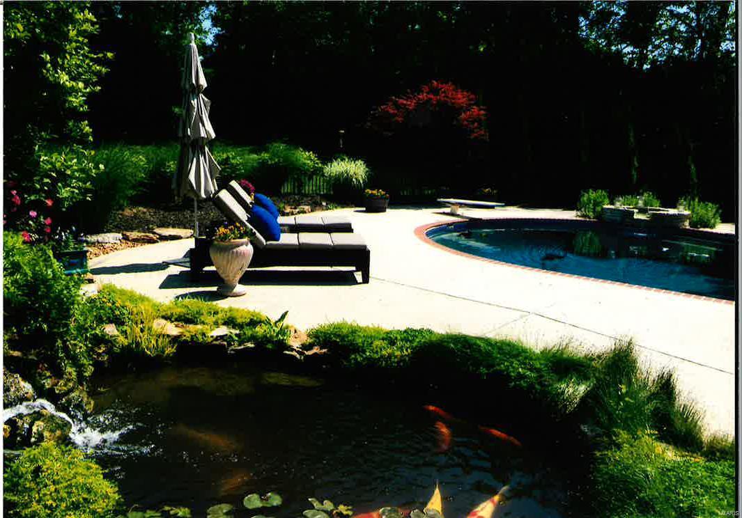 Essex Point - Residential