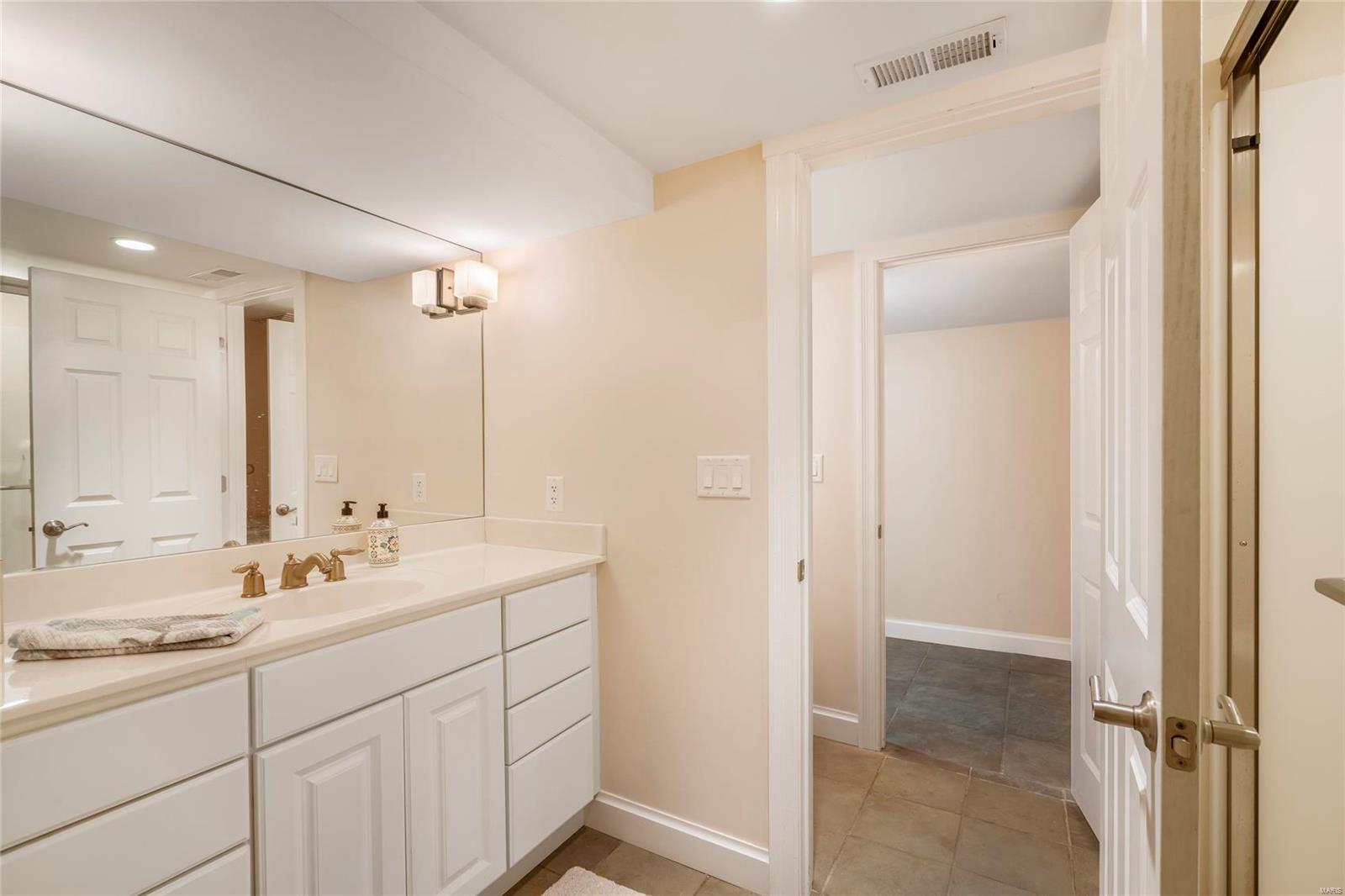 Ladue Estates Units 3 - Residential