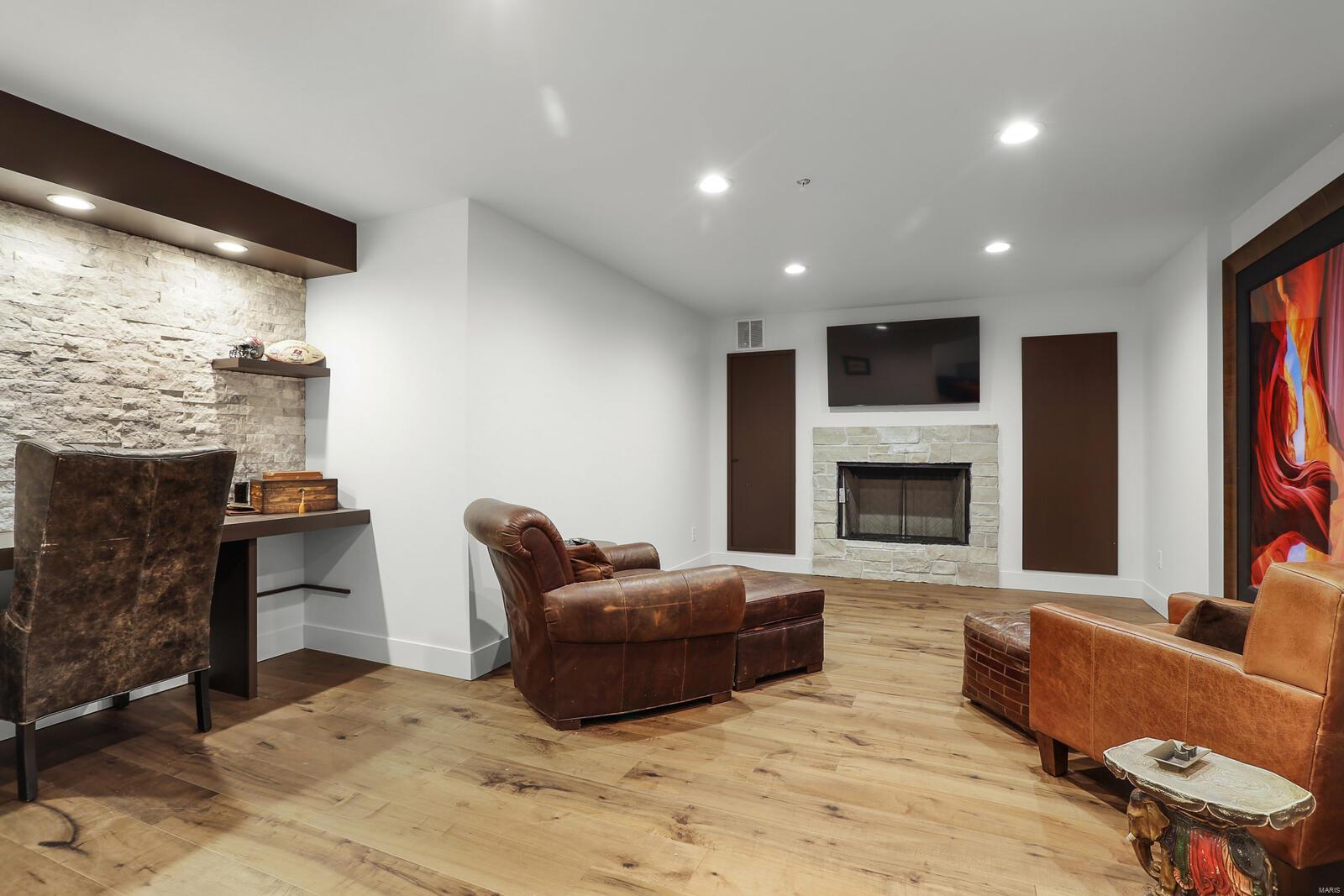 Terrace Gardens 2 - Residential