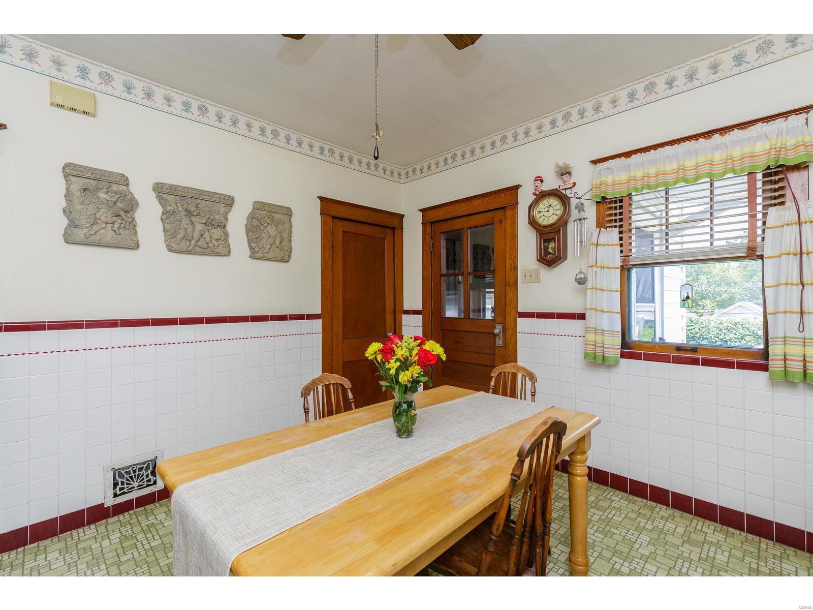 Columbia Macklind Heights Add - Residential