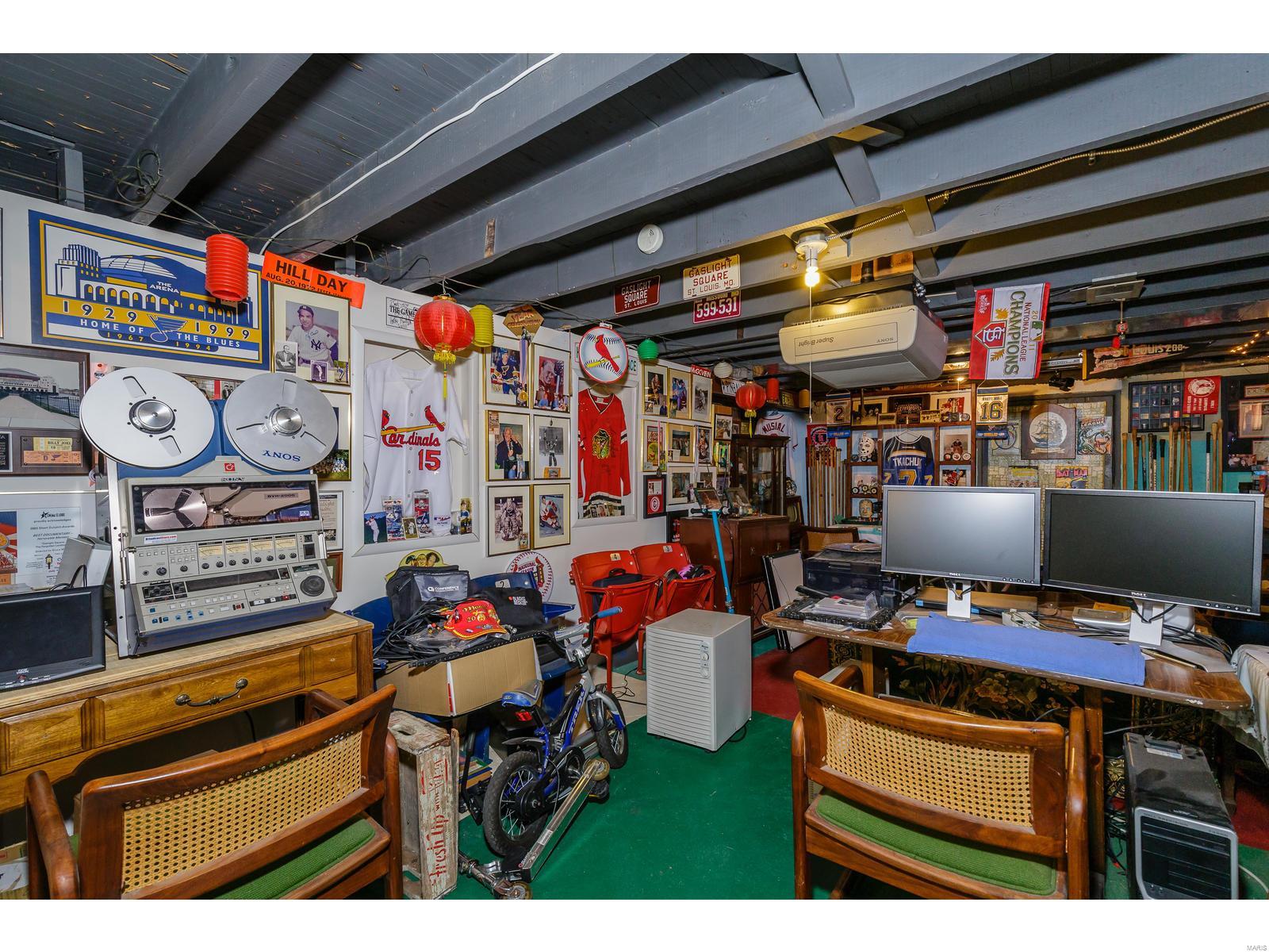 Columbia Macklind Heights Add - Residential