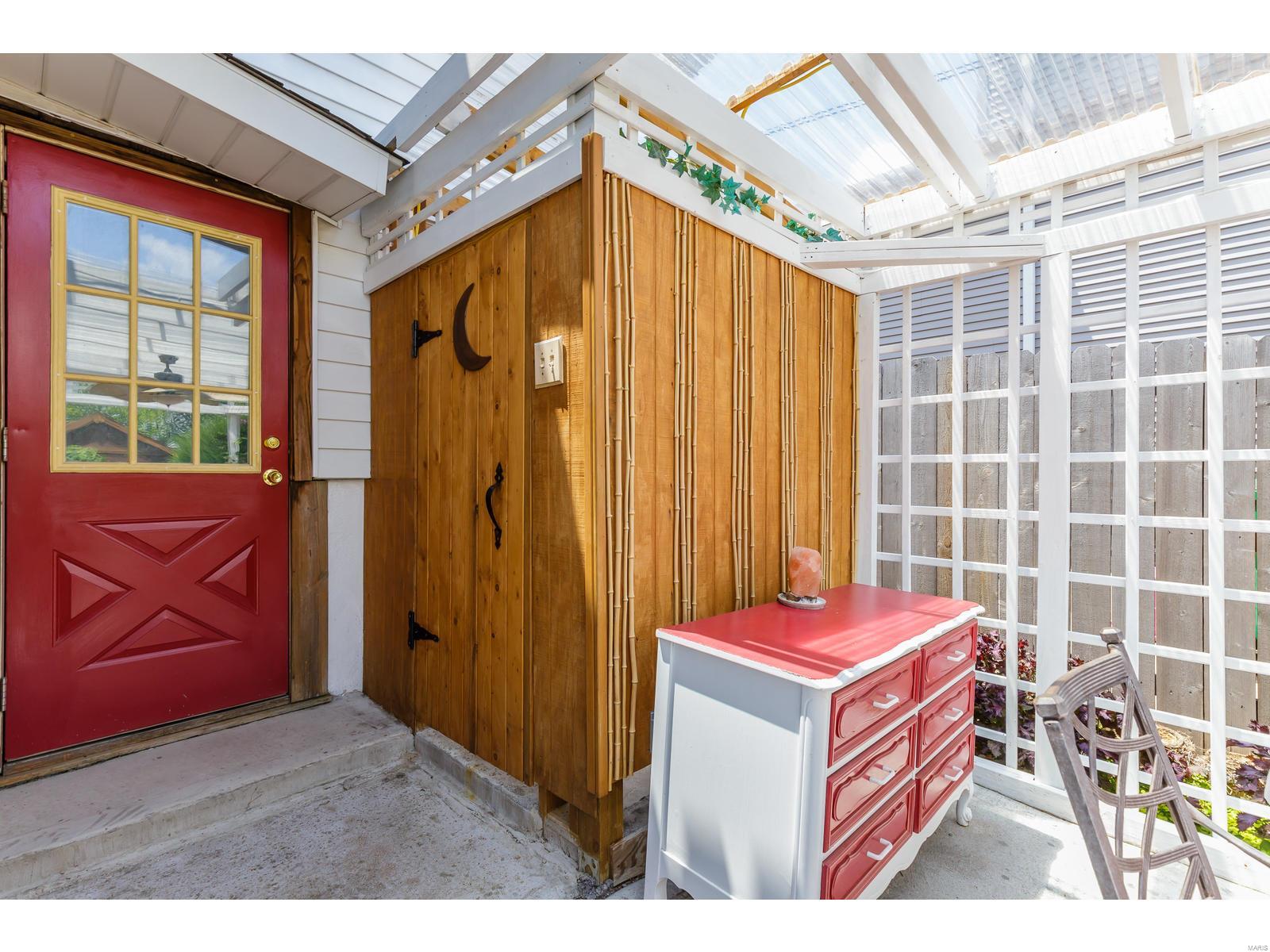 Columbia Macklind Heights Add - Residential