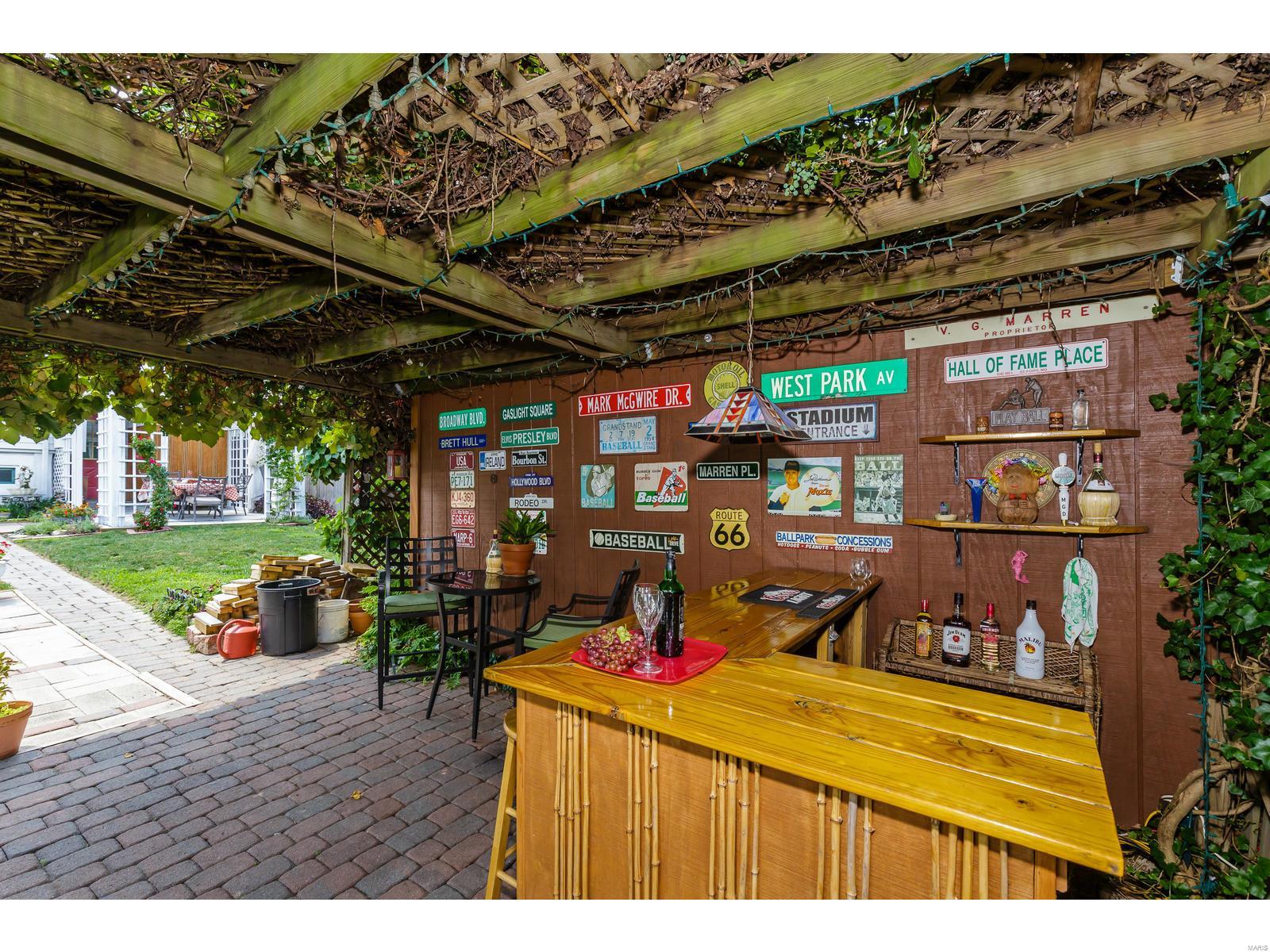 Columbia Macklind Heights Add - Residential