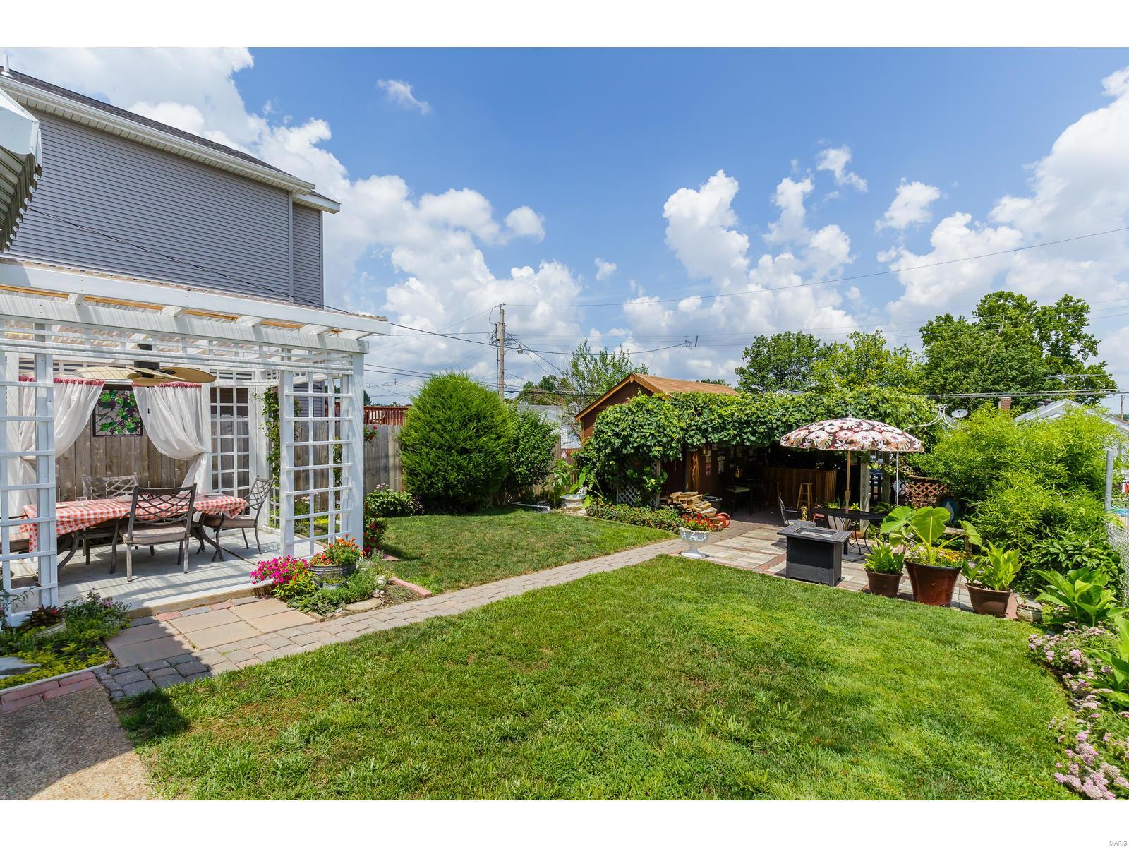 Columbia Macklind Heights Add - Residential