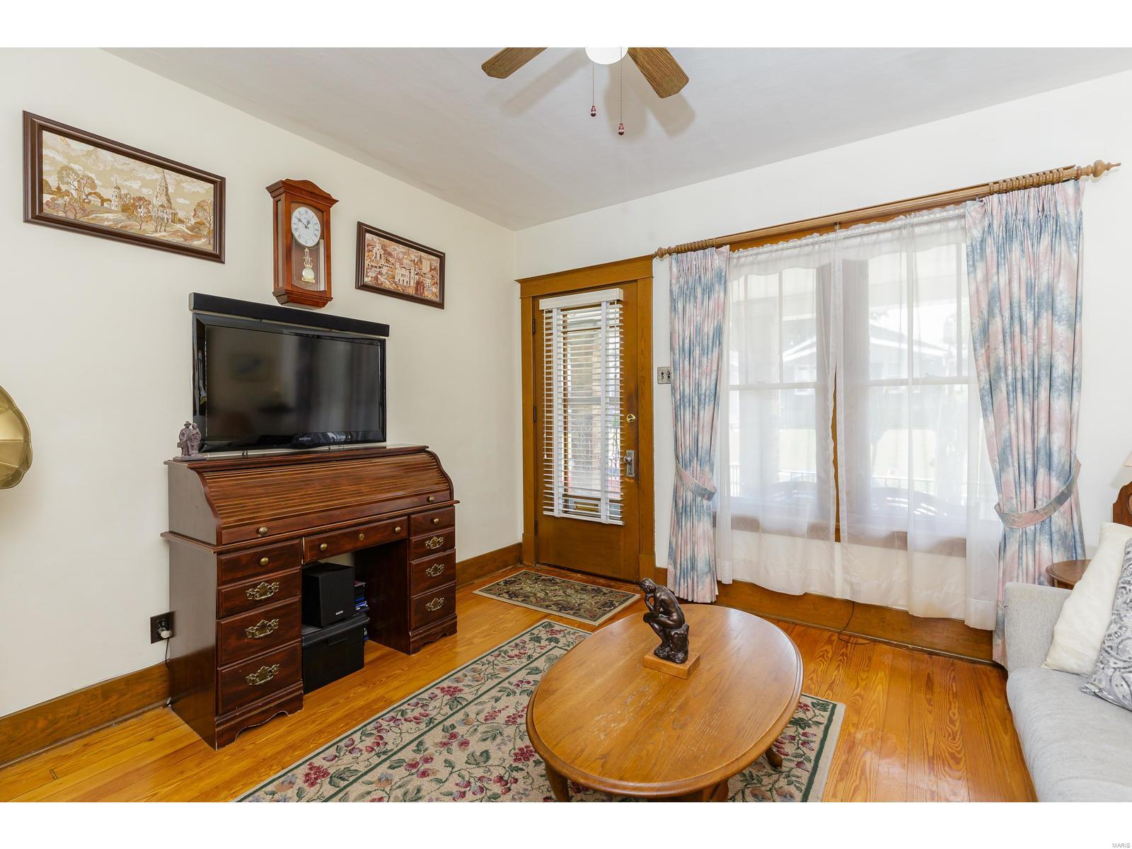 Columbia Macklind Heights Add - Residential