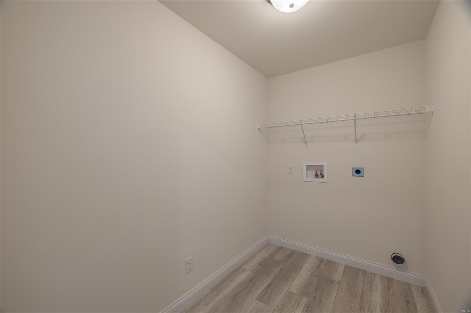 AUBURN MEADOWS - Residential