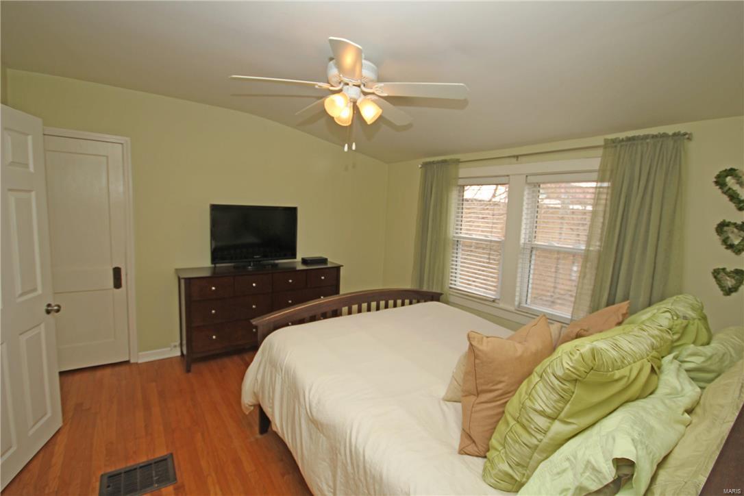 Foys Ivanhoe Add - Residential