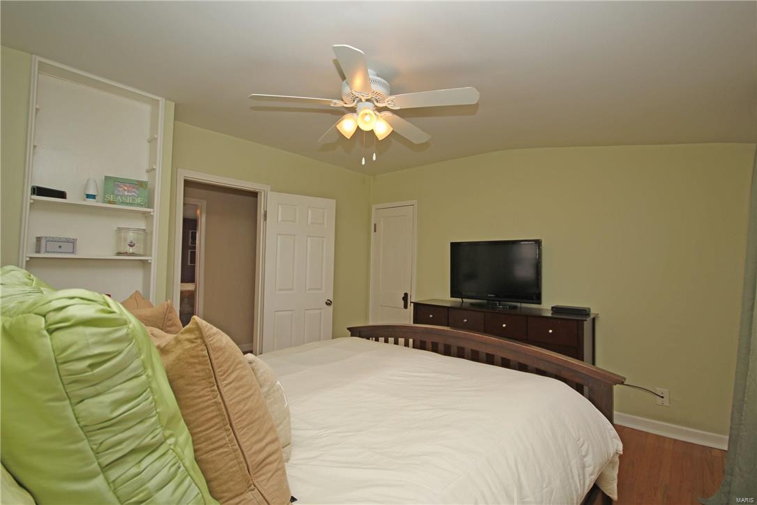 Foys Ivanhoe Add - Residential