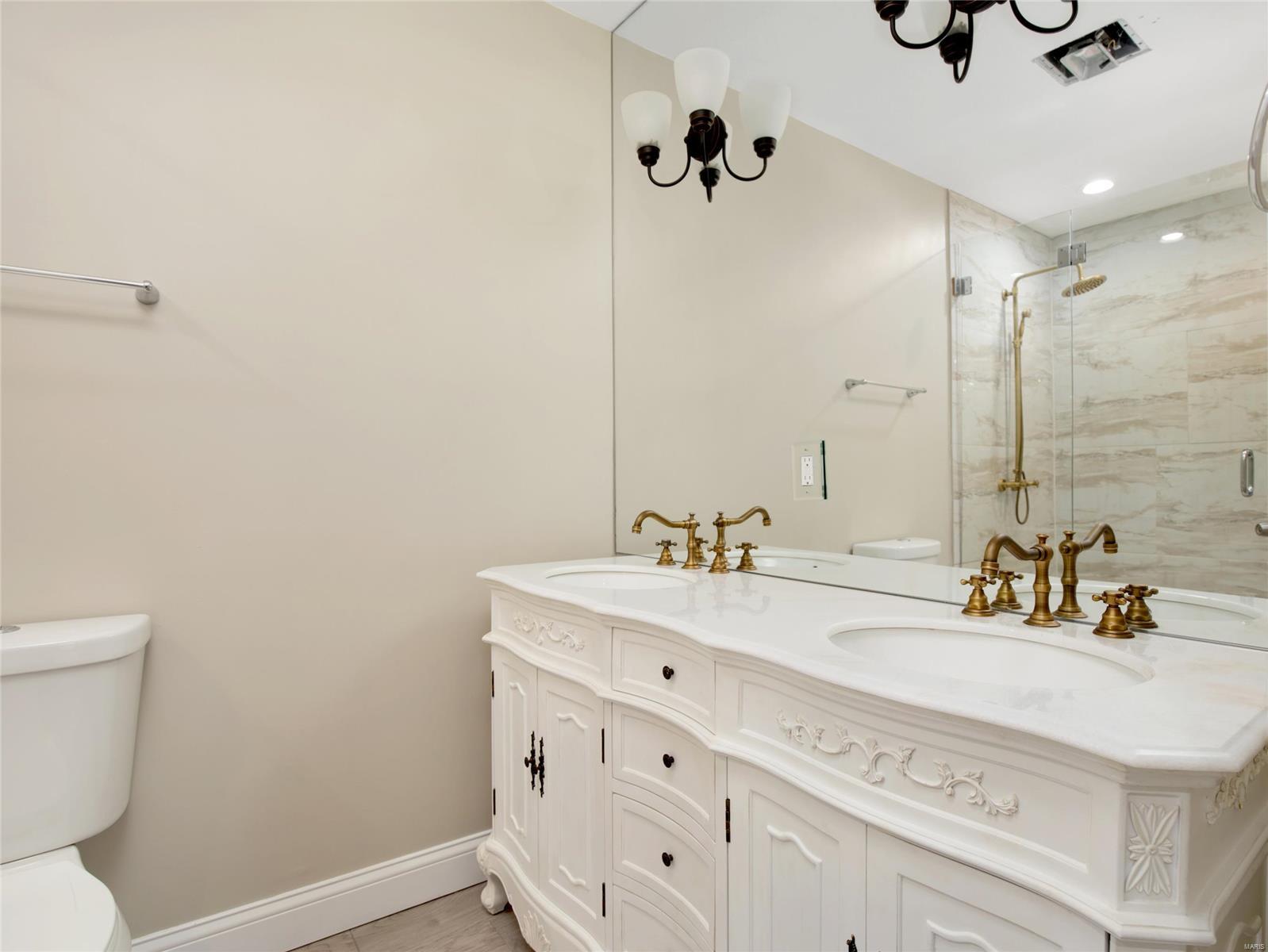 Tyler Place - Residential