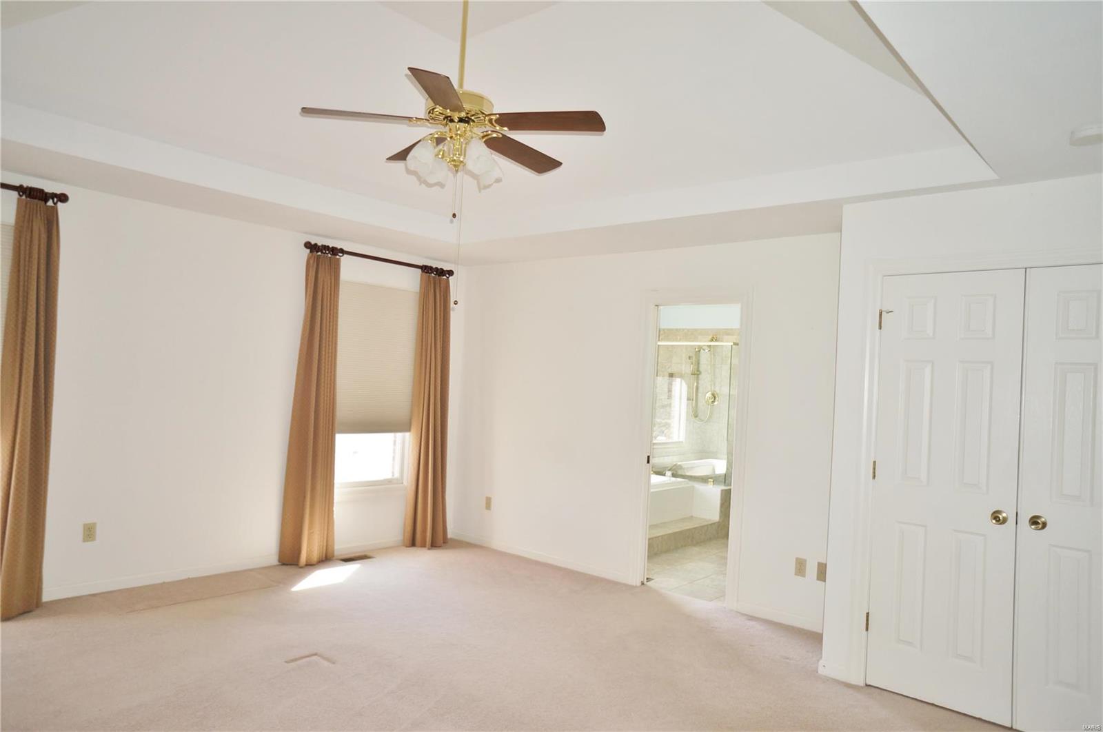 Christopher Winds - Residential