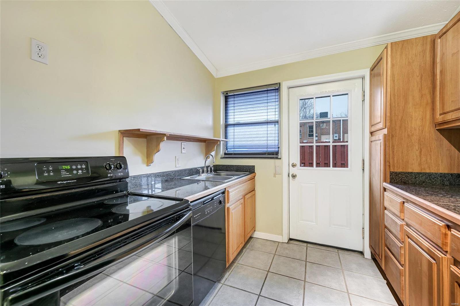 Oakbrook Forest Condo - Residential