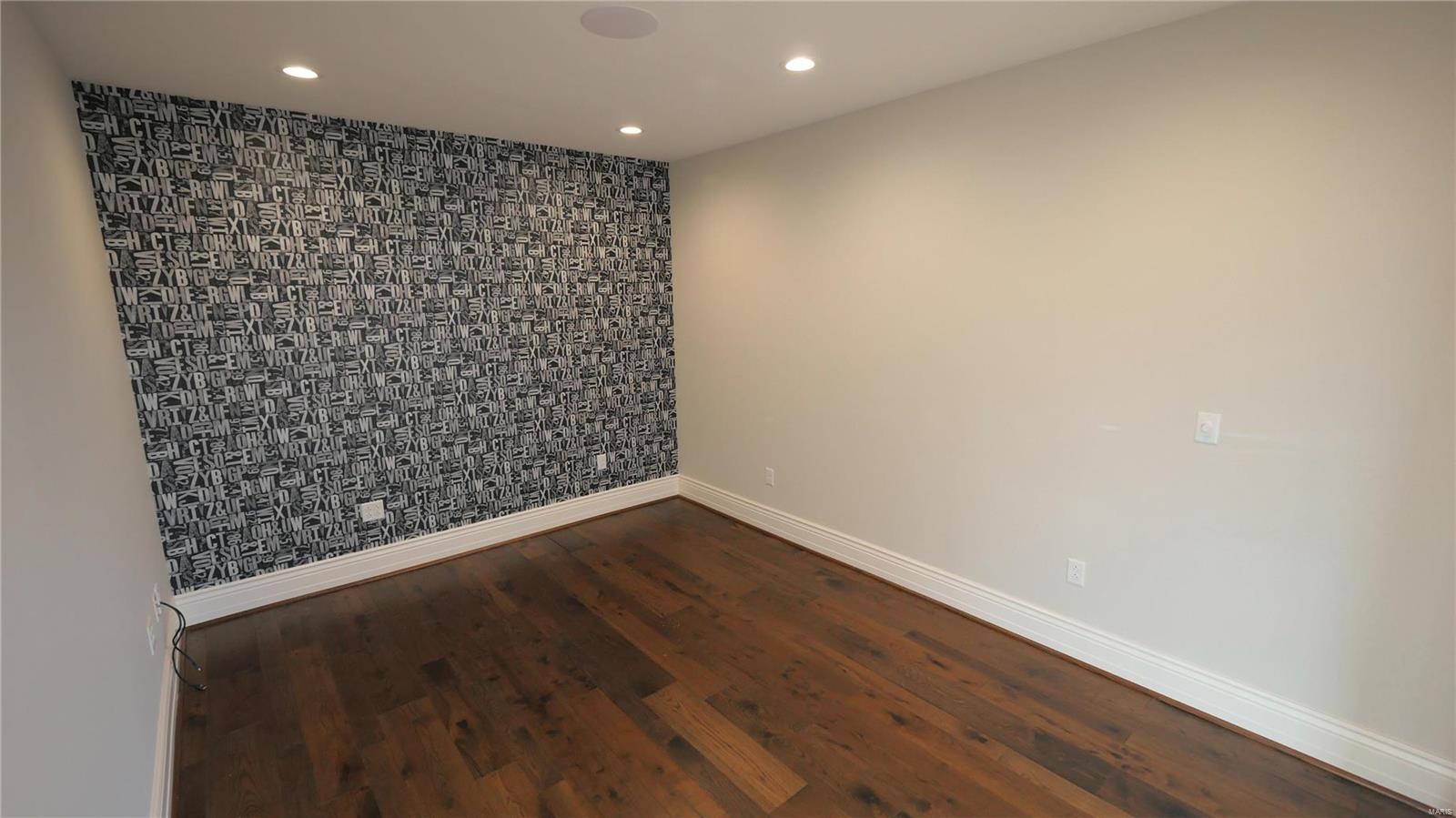 O T of Washington - Commercial Sale