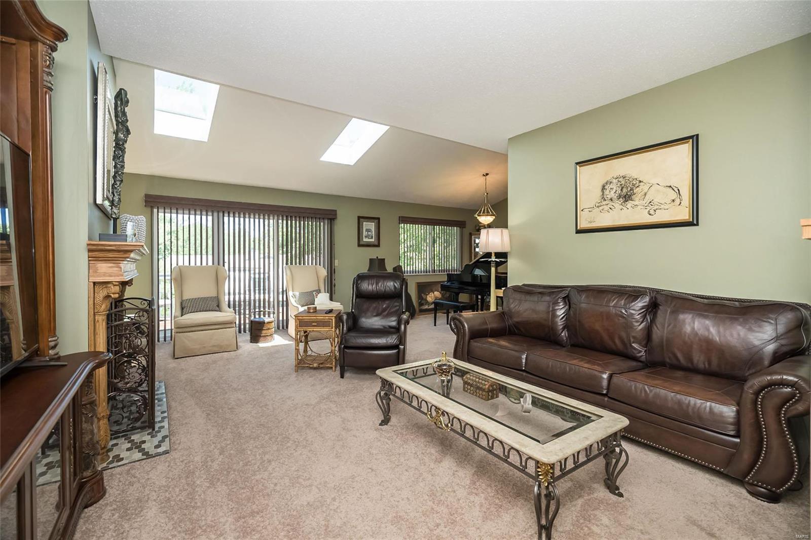 Royal Pines Condo Seventh - Residential