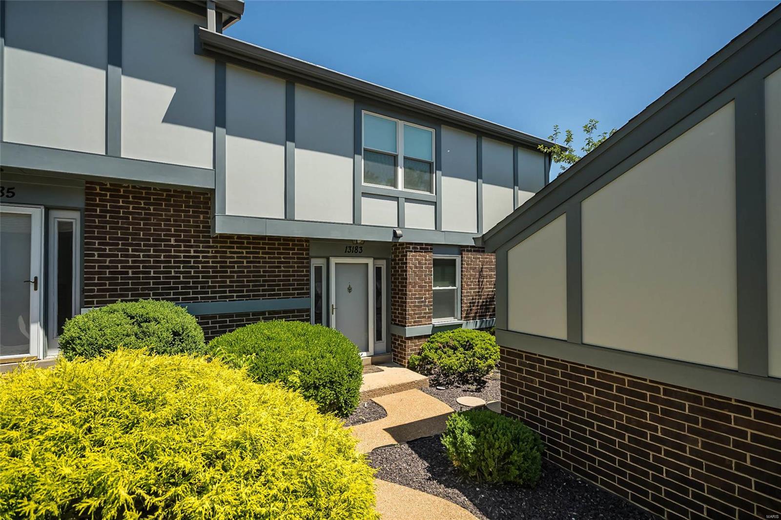 Royal Pines Condo Seventh - Residential