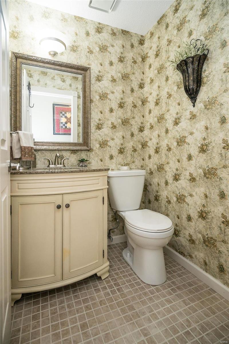 Royal Pines Condo Seventh - Residential