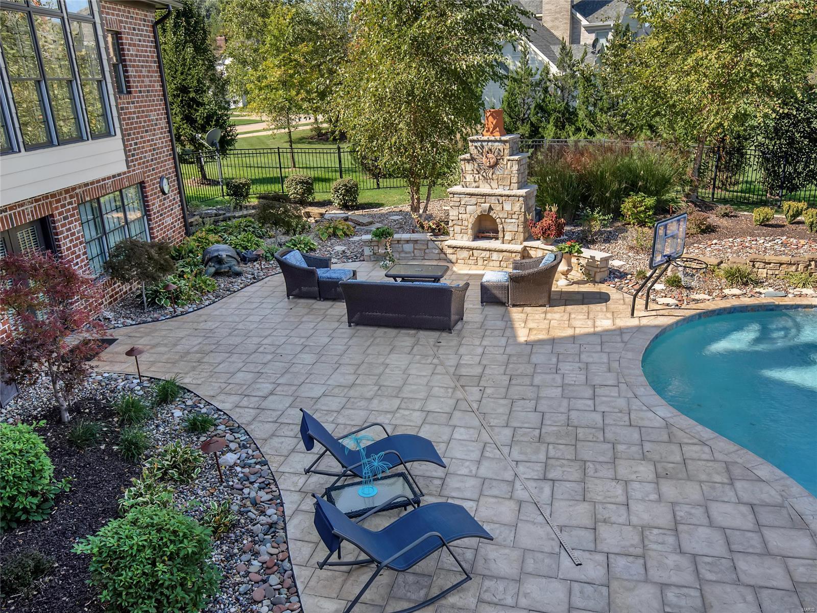 Devonworth - Residential