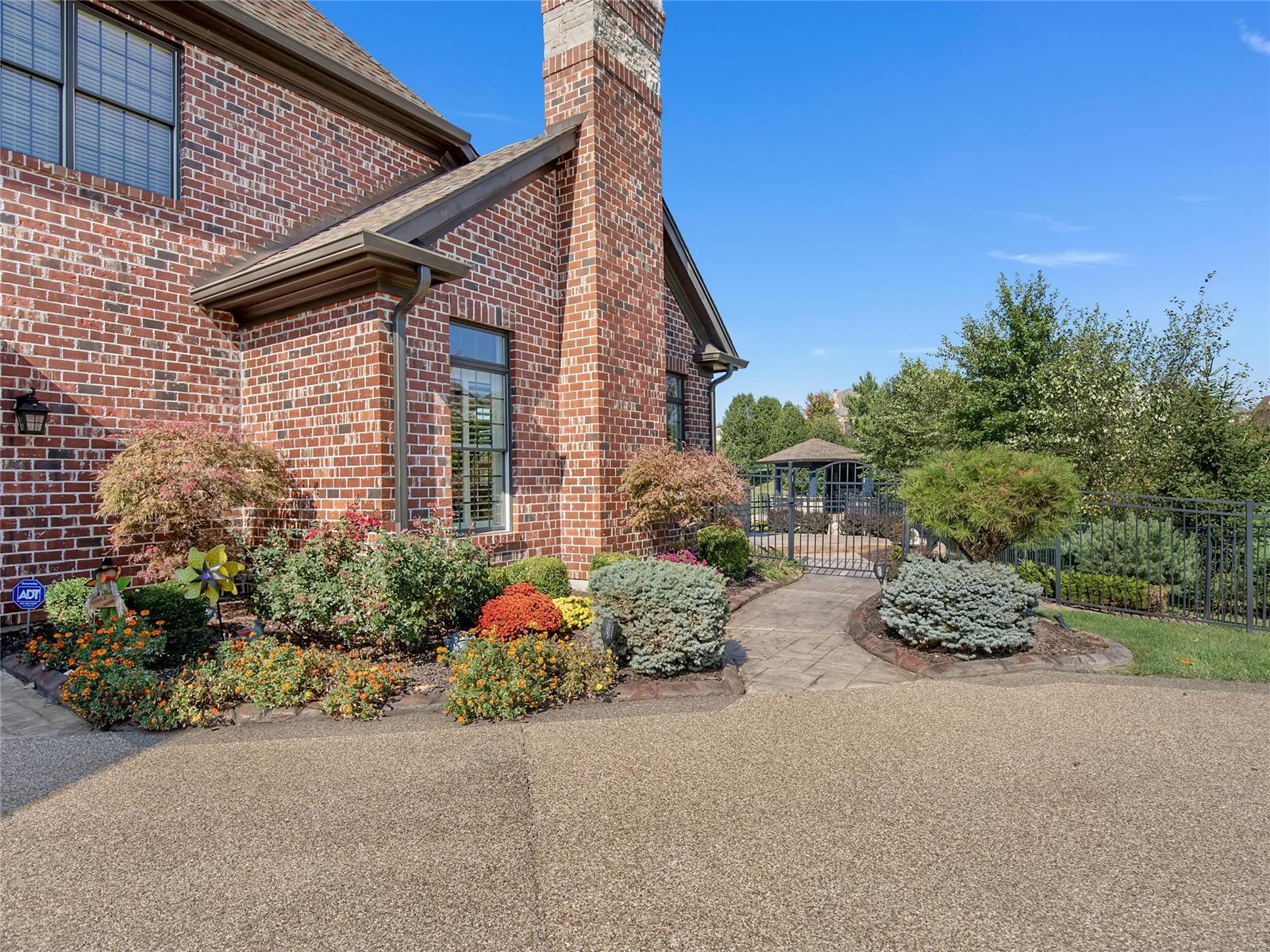 Devonworth - Residential