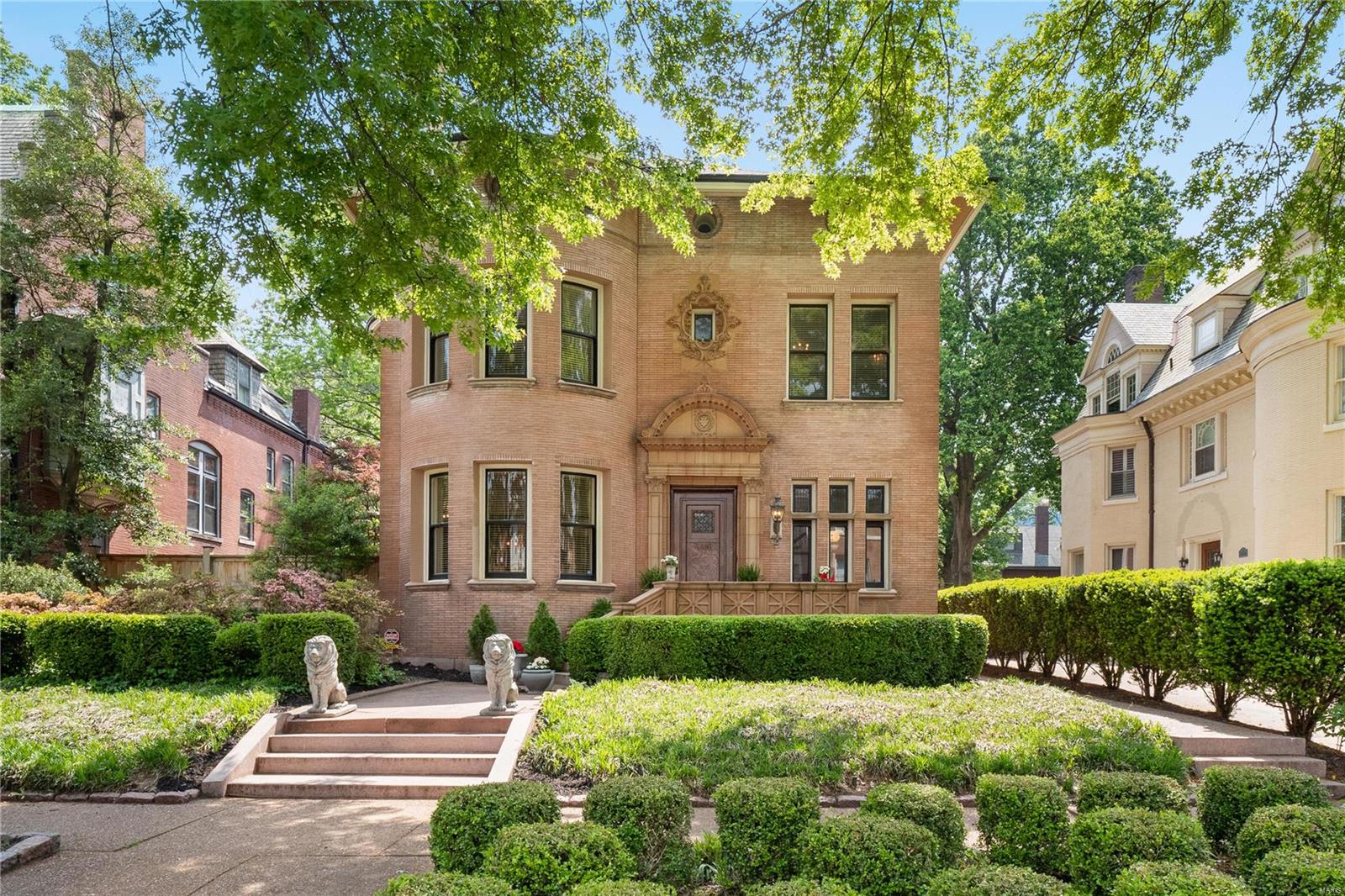 Fullerton's Westminster Place - Residential