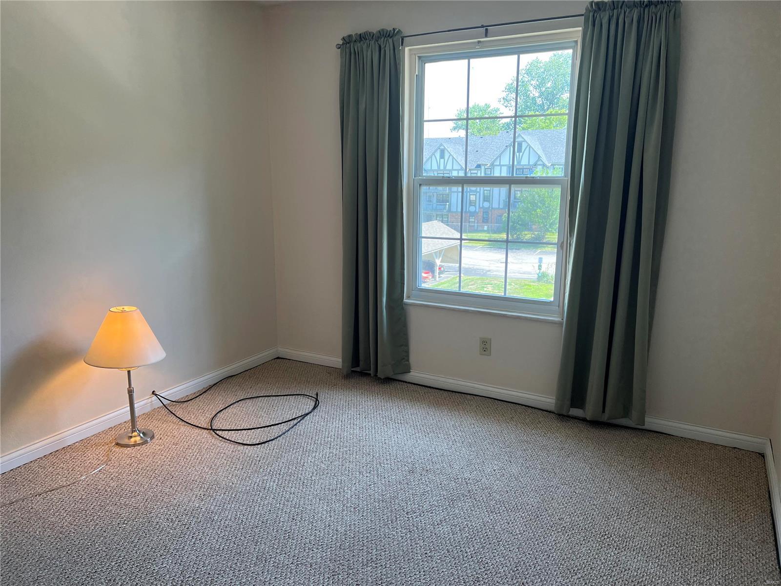 Hawks Nest - Residential