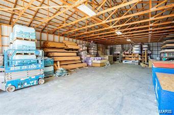 NON SUBDIVISION - Commercial Sale