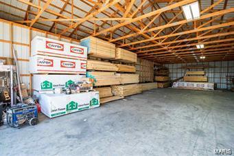 NON SUBDIVISION - Commercial Sale