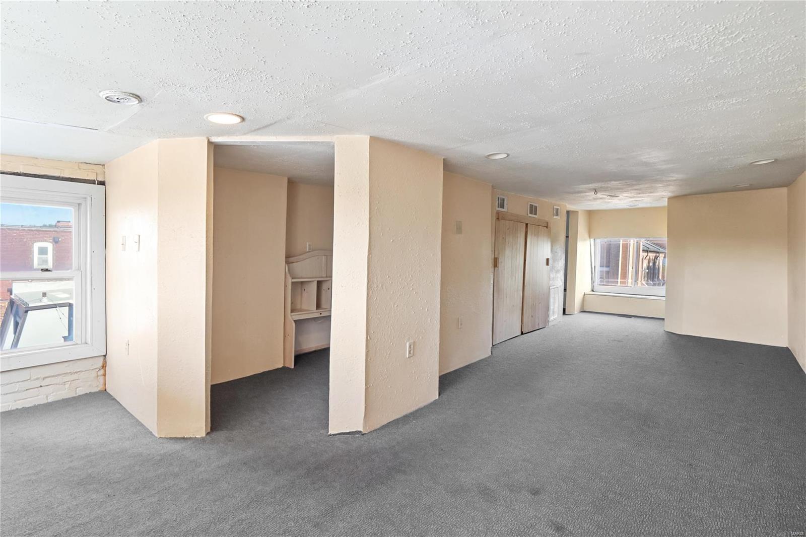 St Louis Commons Add 05 - Commercial Sale