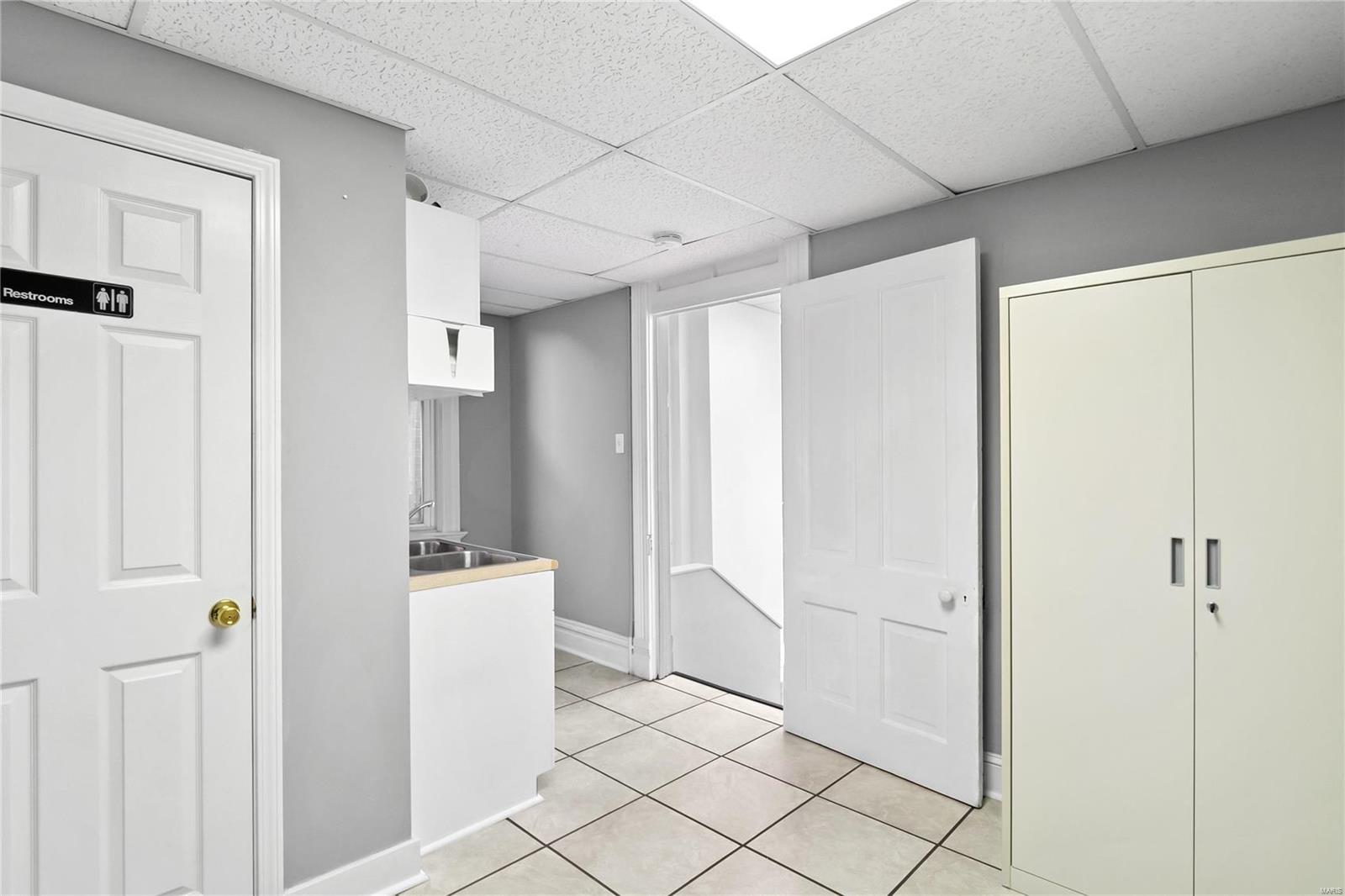 St Louis Commons Add 05 - Commercial Sale