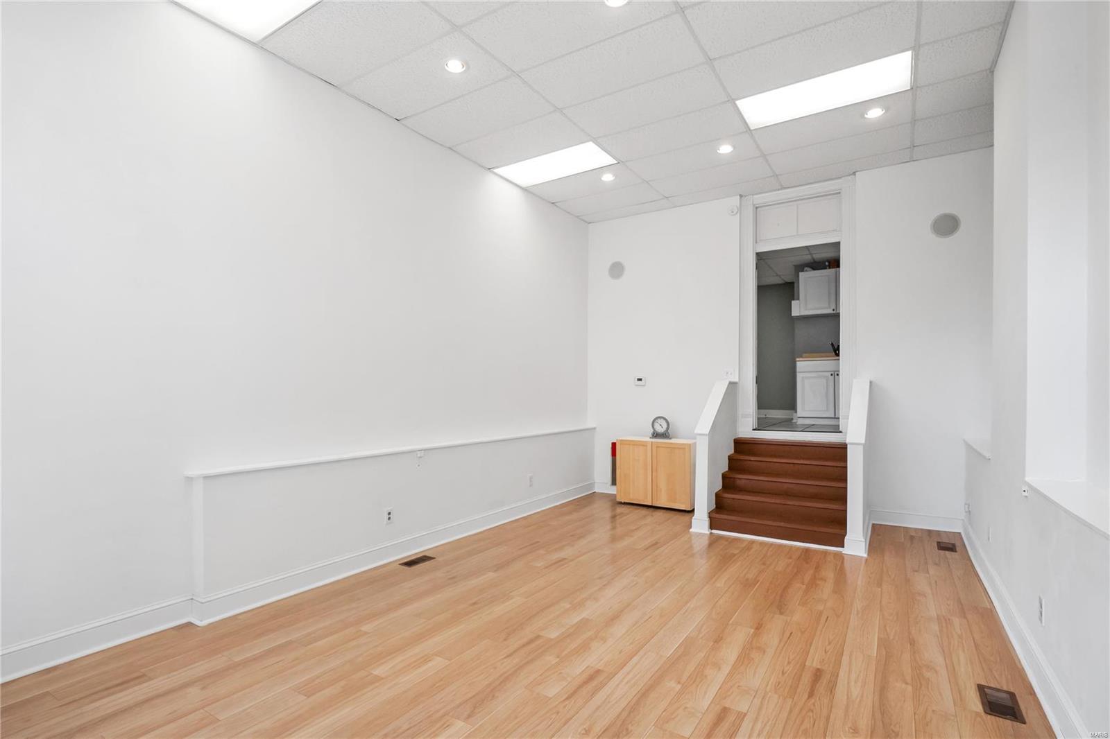 St Louis Commons Add 05 - Commercial Sale