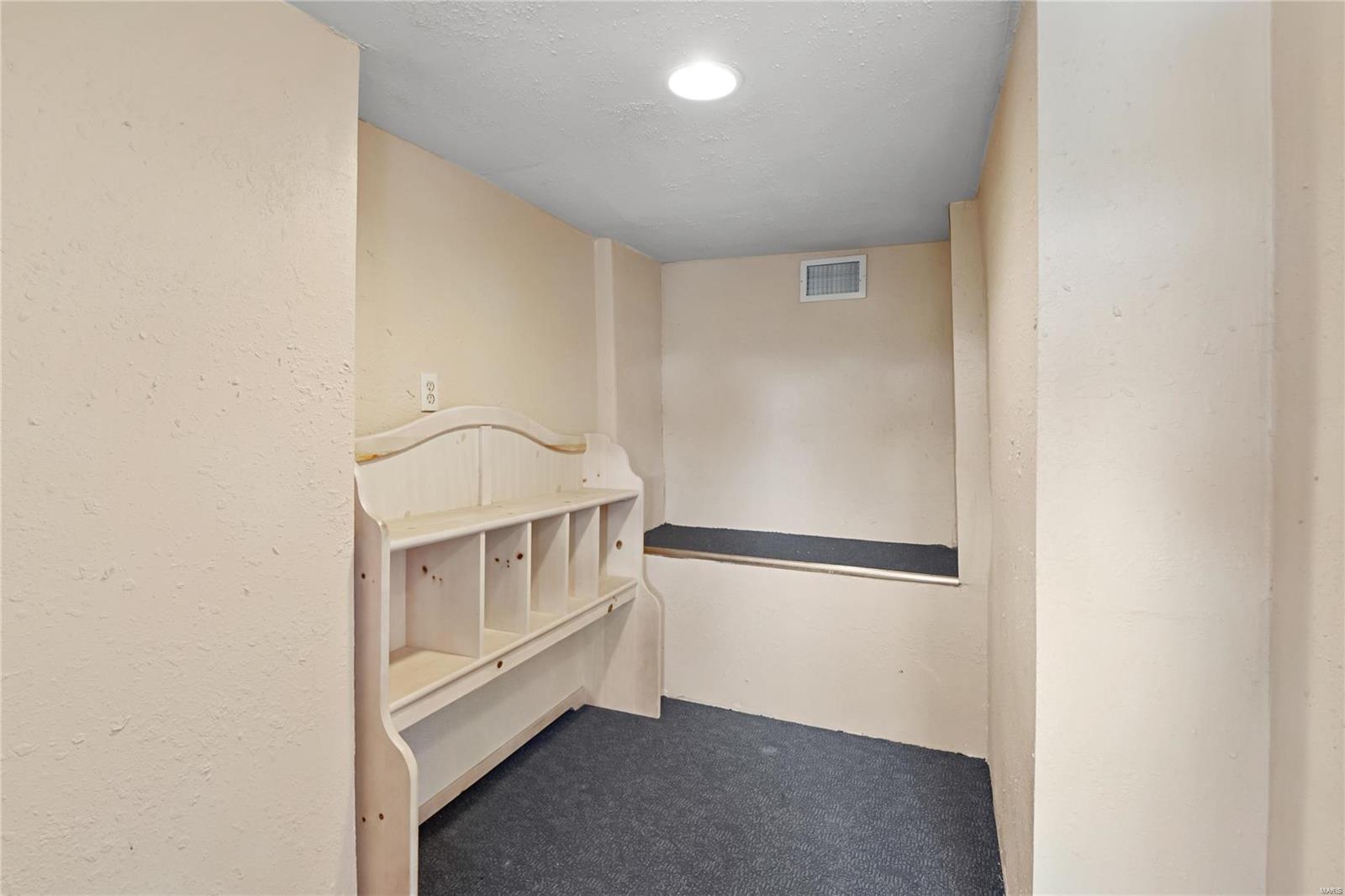 St Louis Commons Add 05 - Commercial Sale