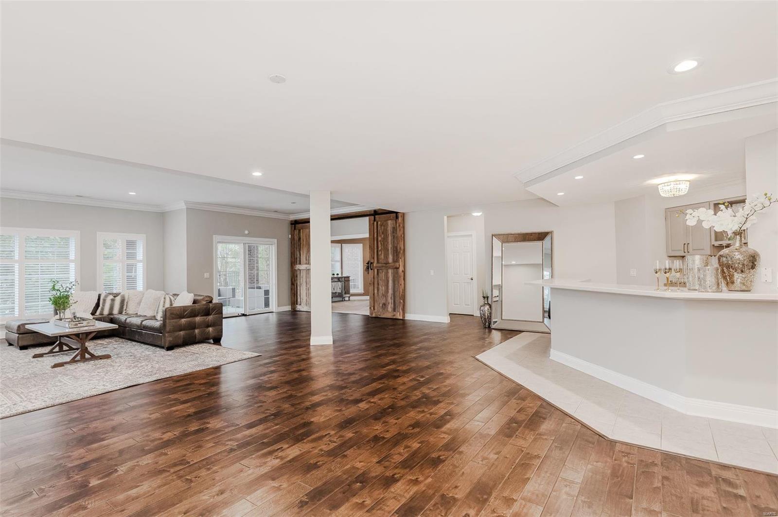 August Hill On Conway One - Residential